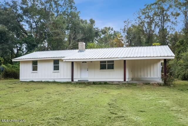 20228 Lewis Lane — photo