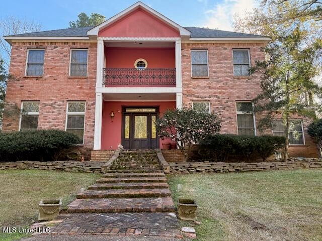 717 Thomas Lane — photo