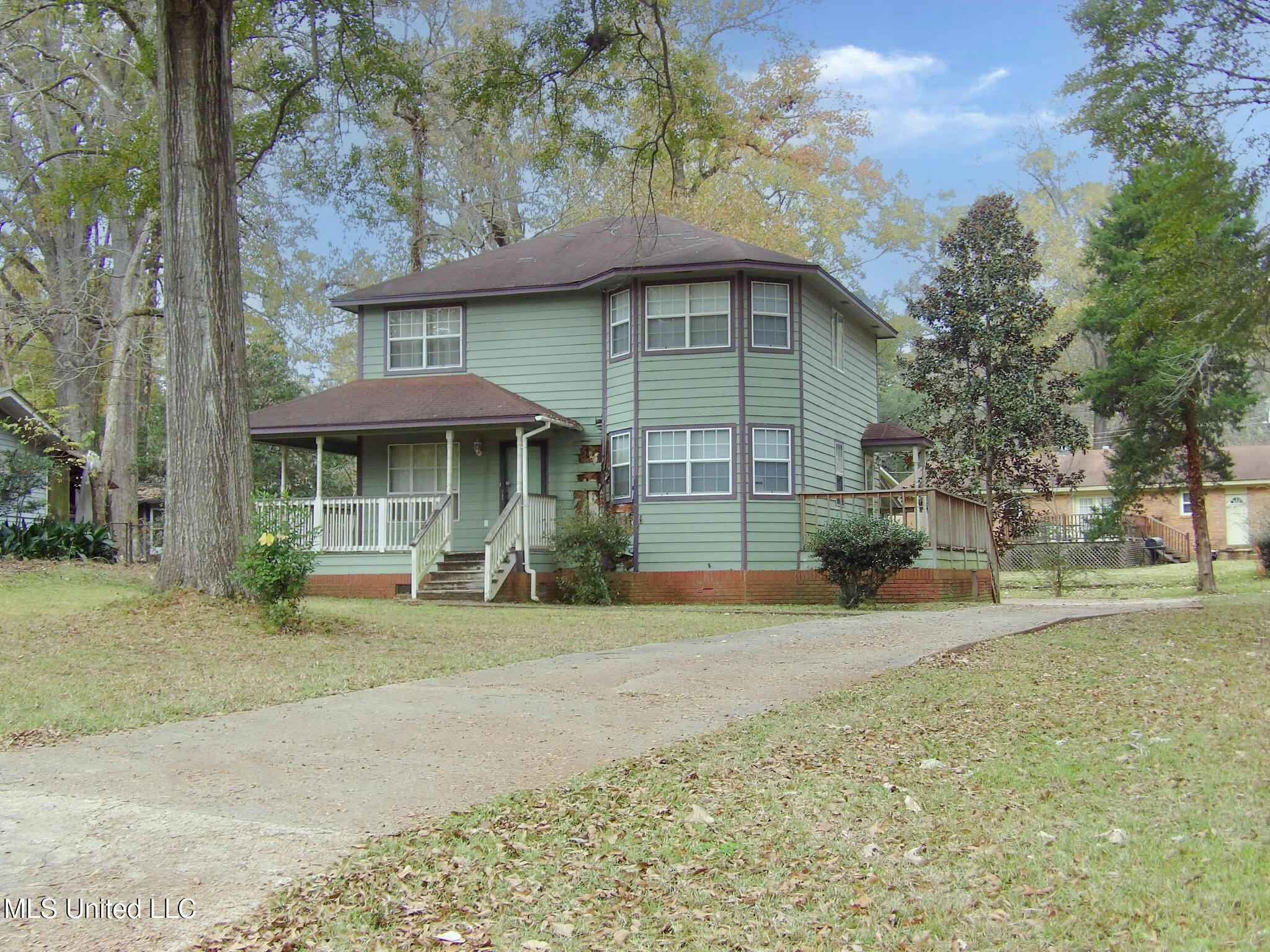 19 Beverly Drive — photo