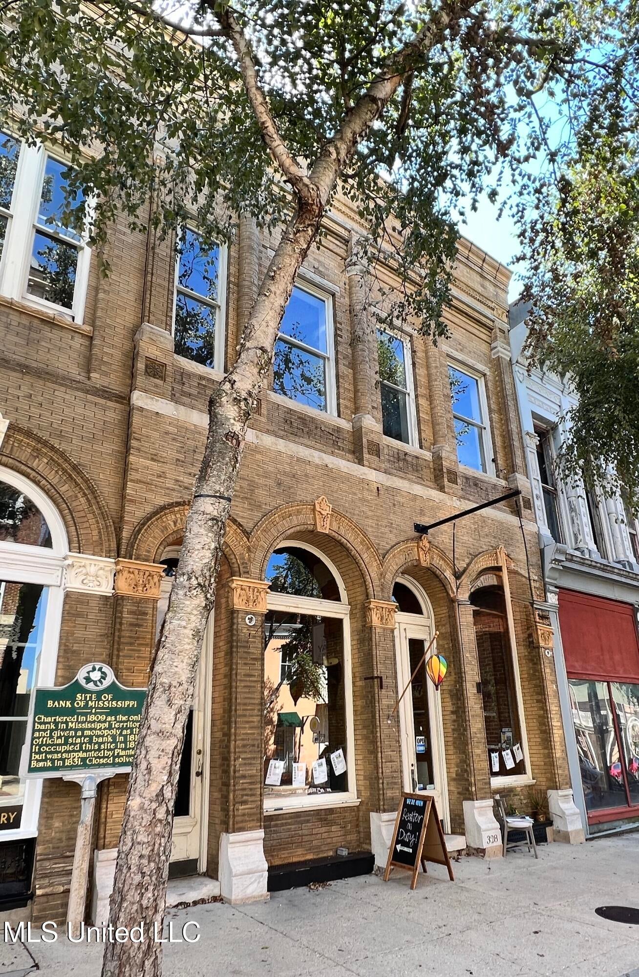 326-328 Main Street — photo