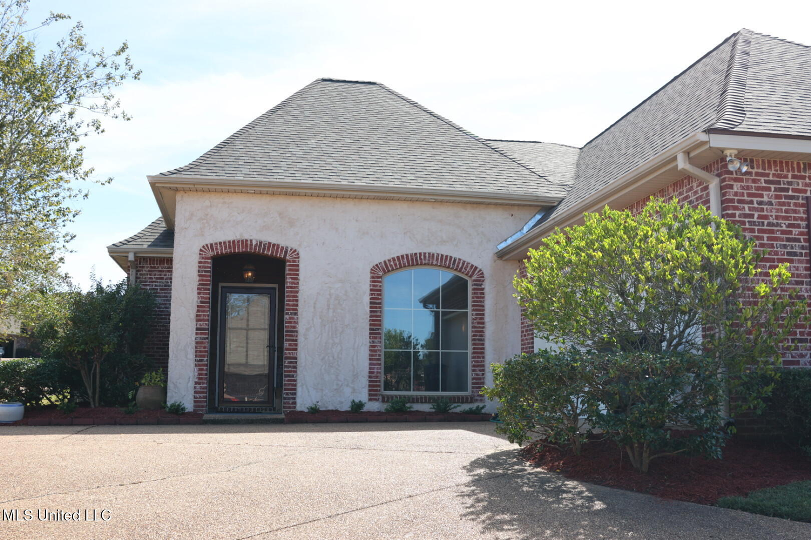 406 Providence Drive — photo