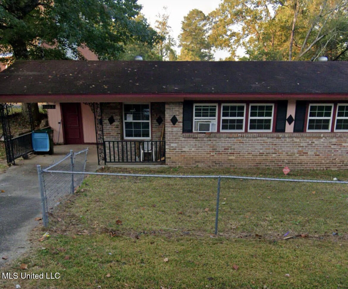 3603 Royal Road — photo