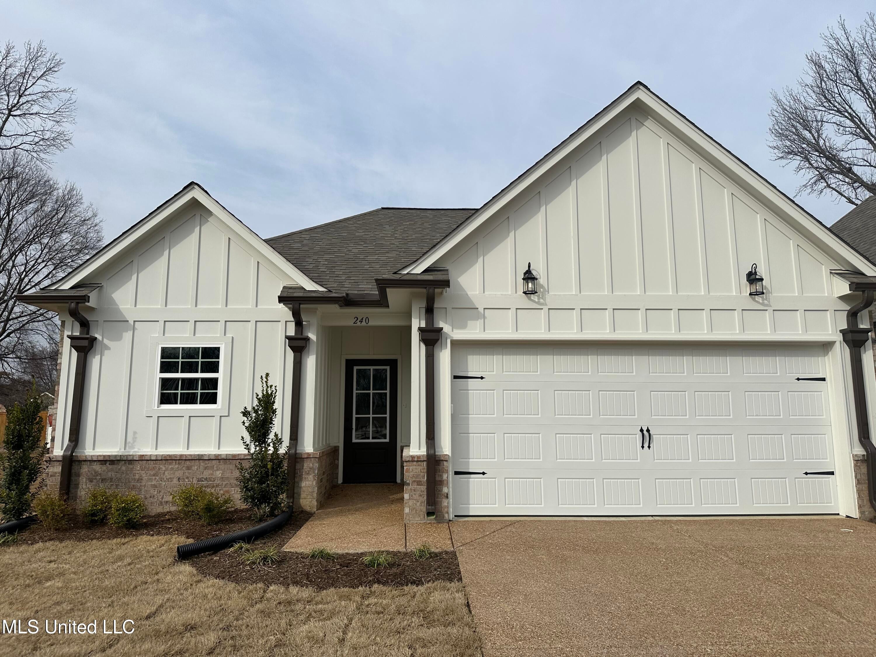 240 Flower Garden Drive — photo