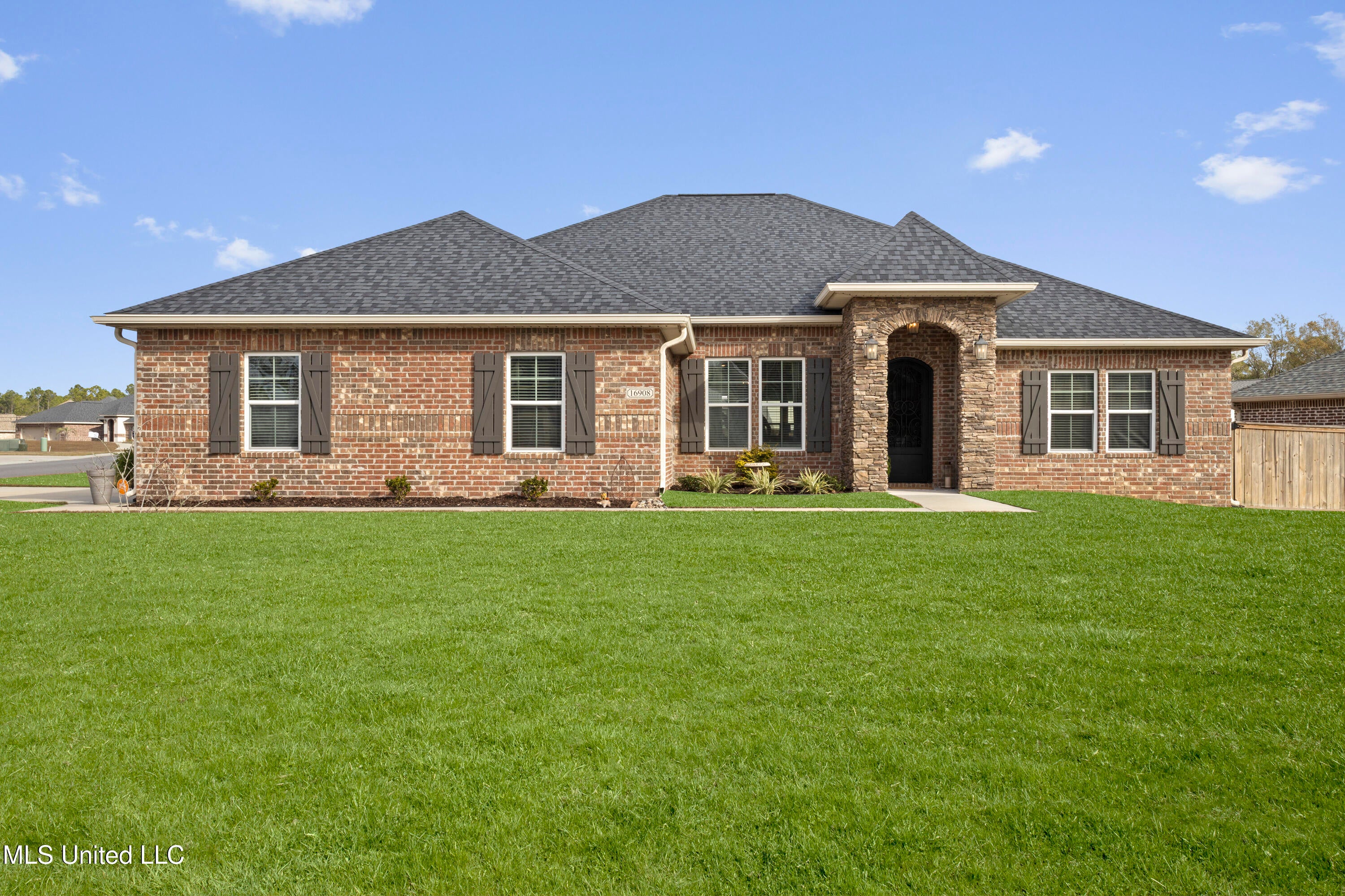 16908 W Landon Green Drive — photo