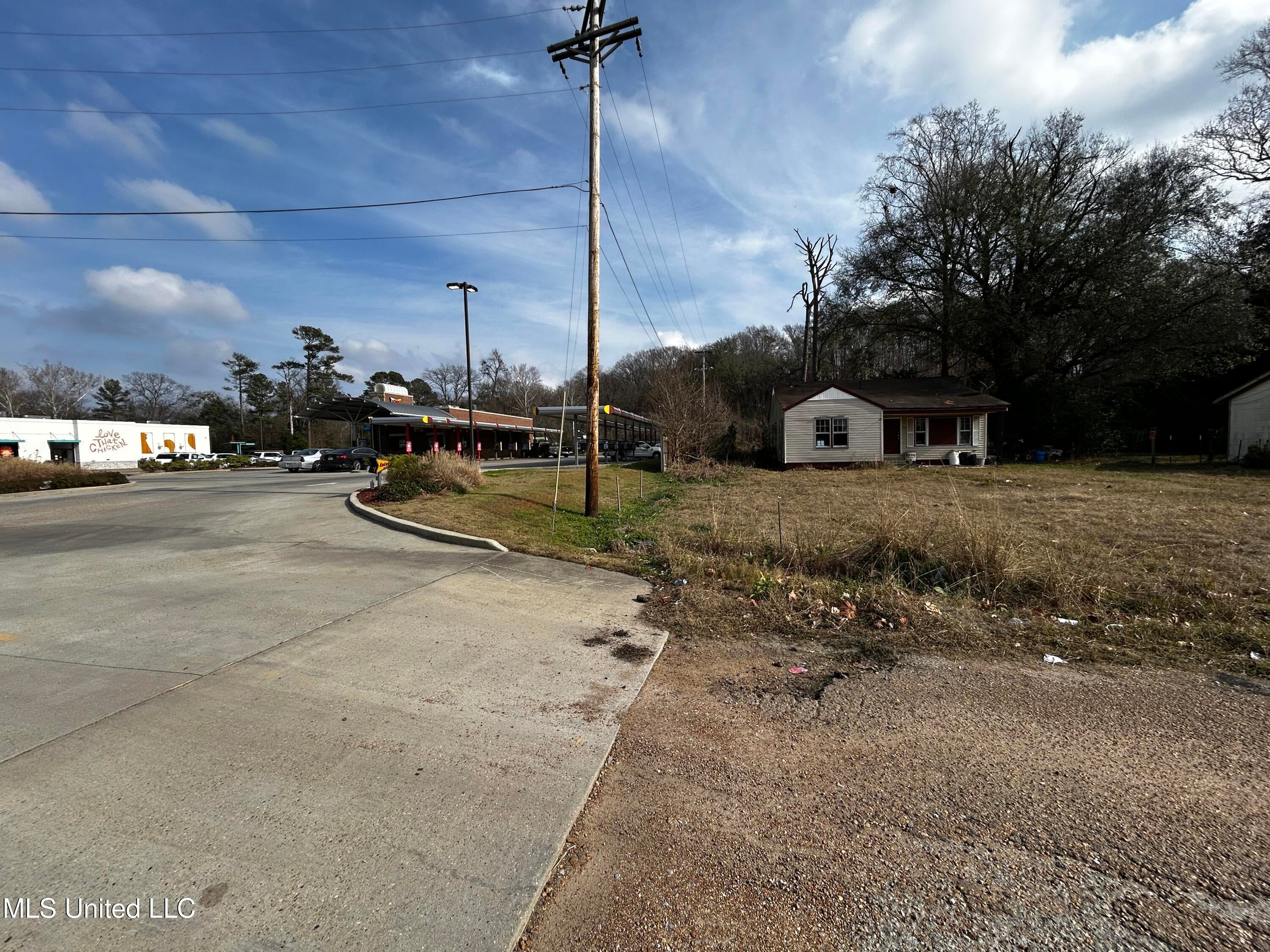 1704 Carson Drive — photo