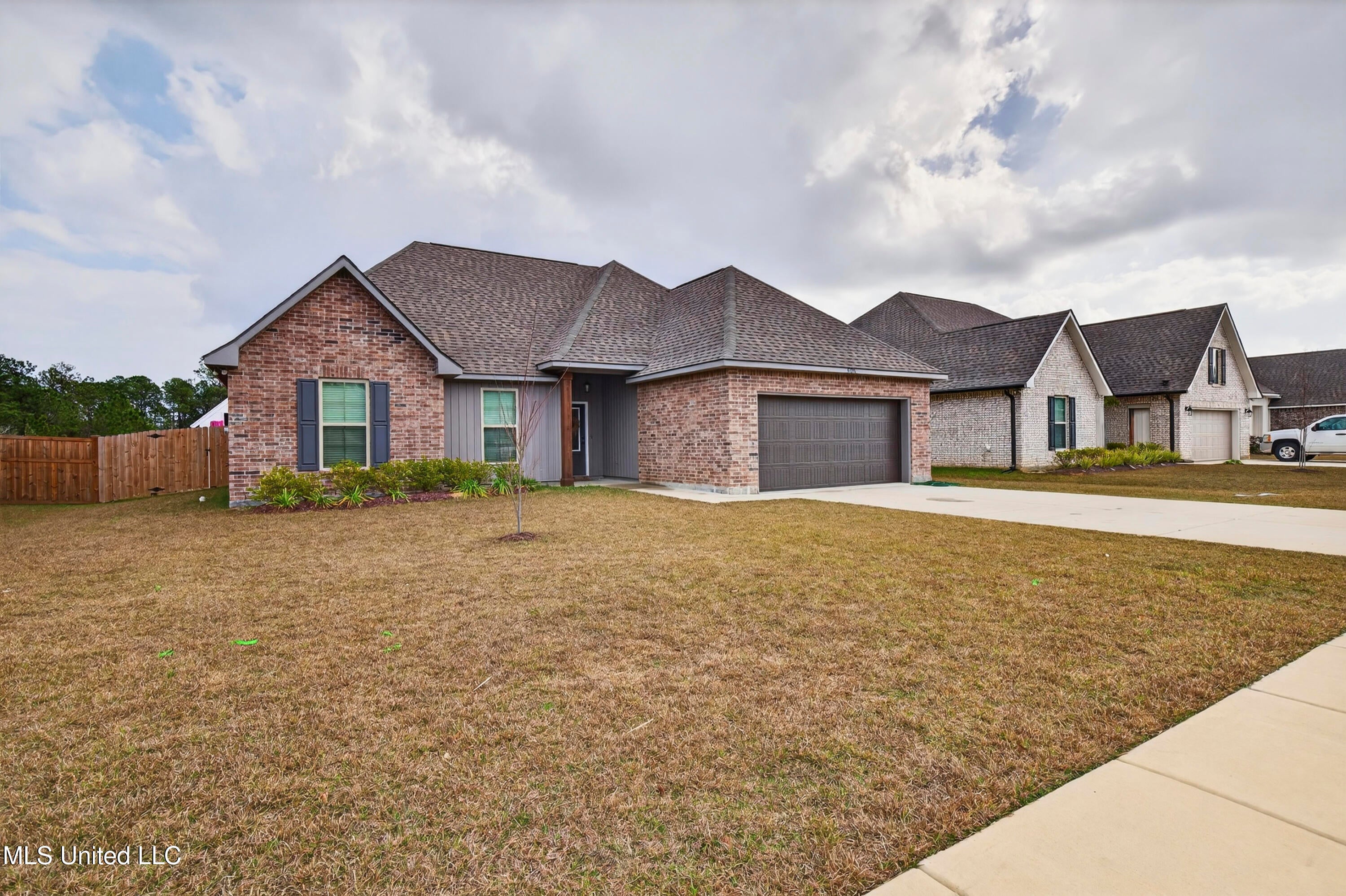 15376 High Point Drive — photo