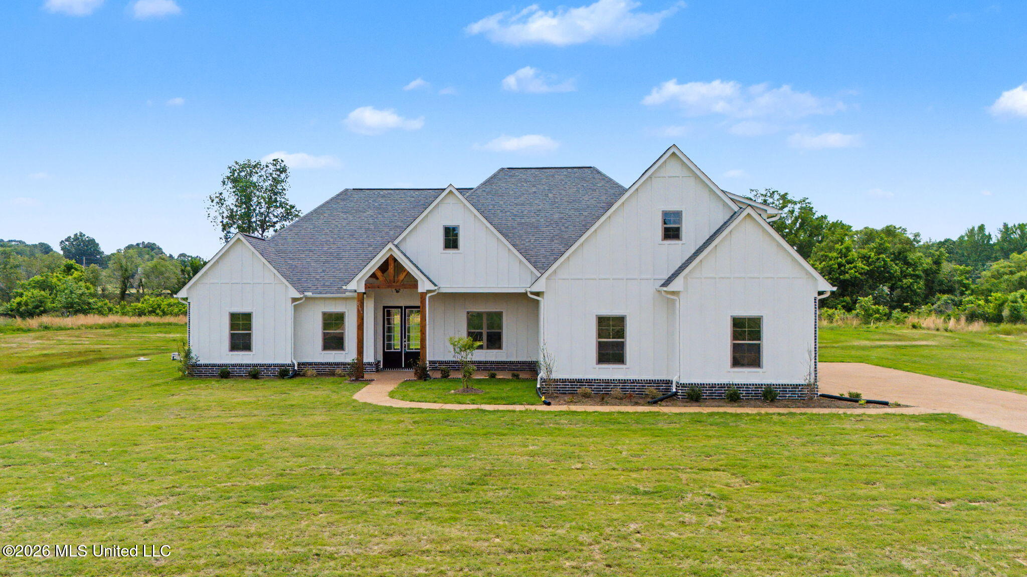2195 Breanna Lane — photo