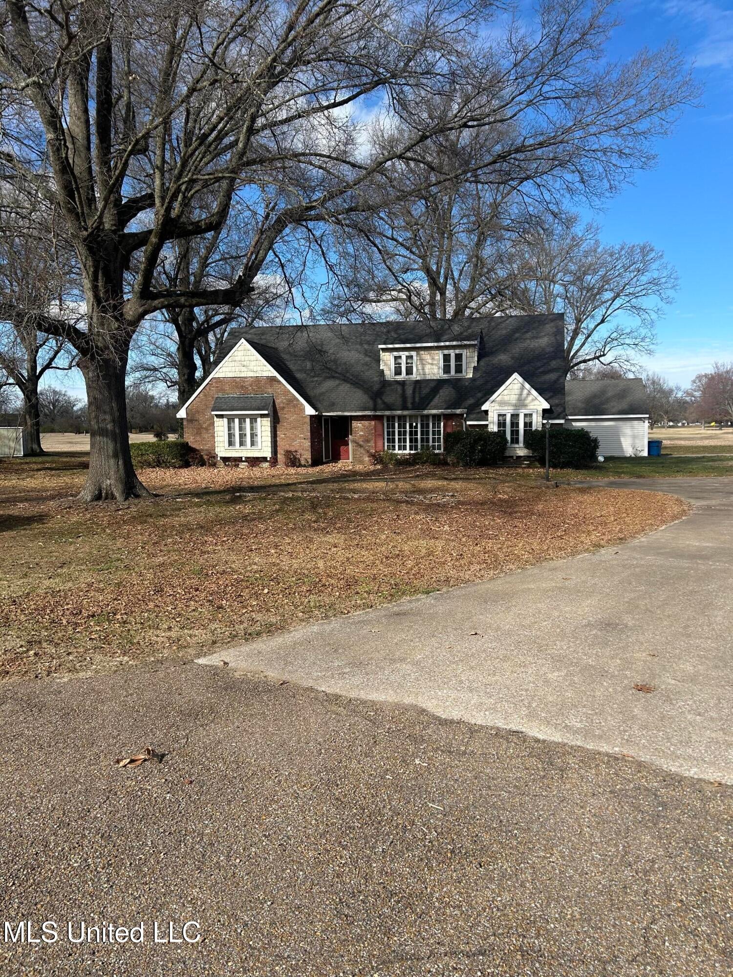 141 Mcguire Cove — photo