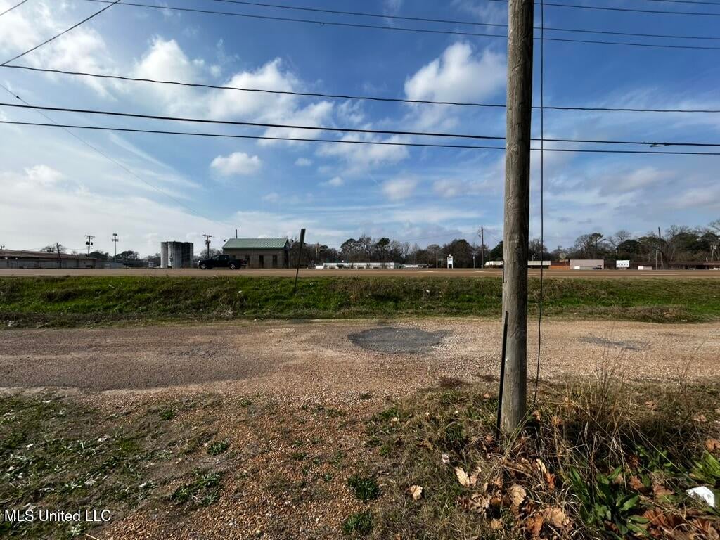 1648 Carson Drive — photo
