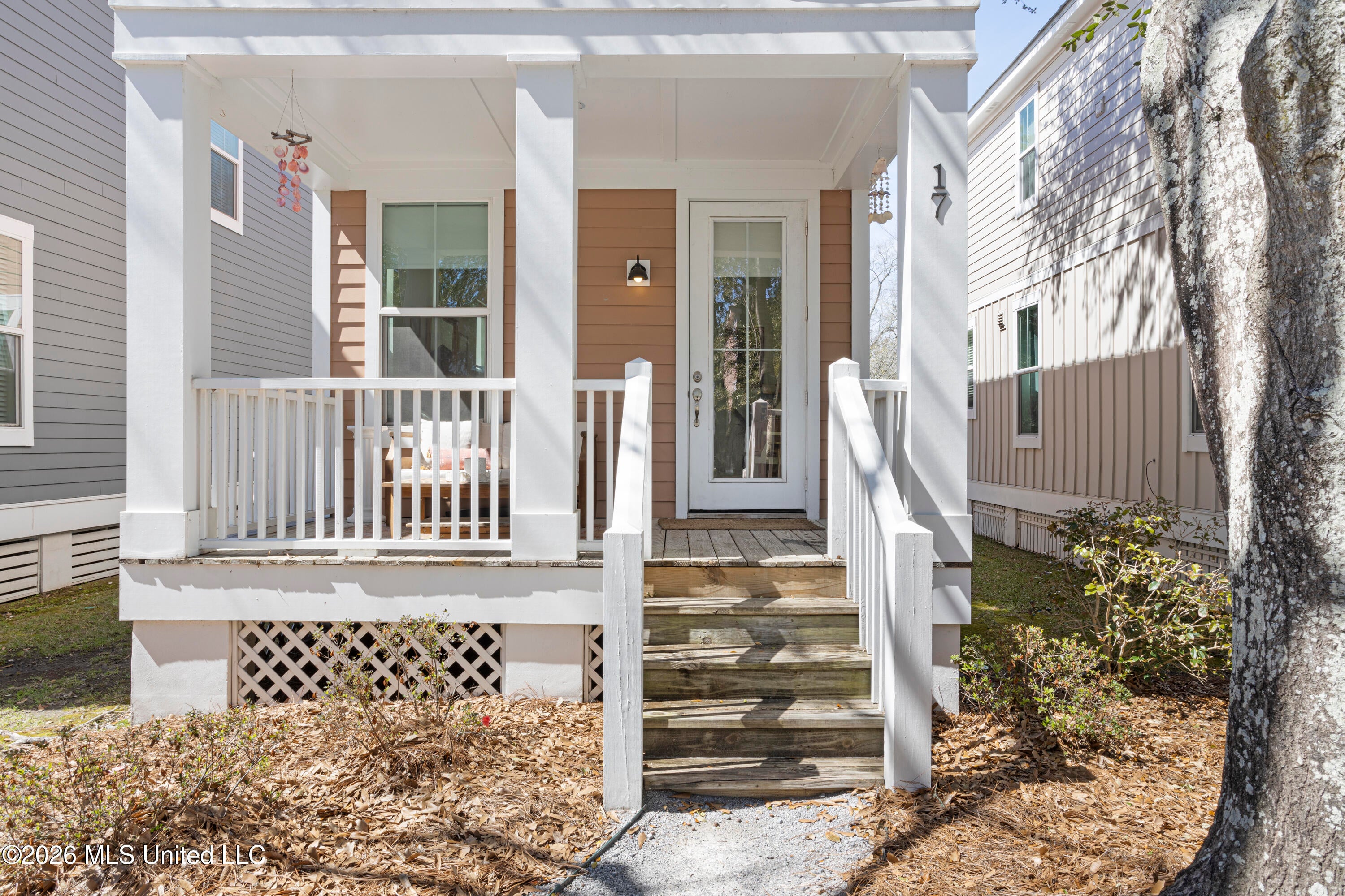 2207 Government Street — photo