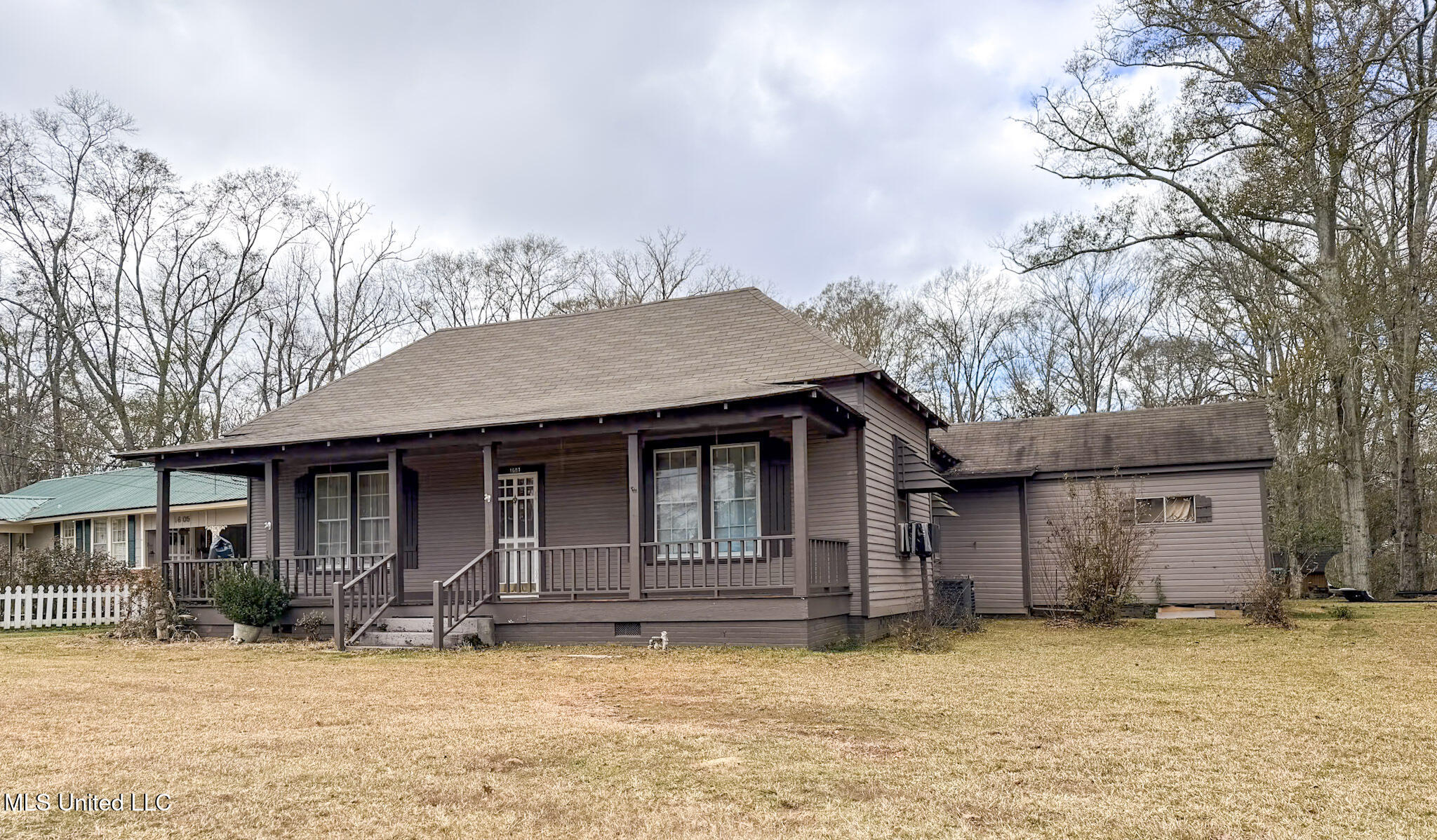 1607 N Jackson Street — photo