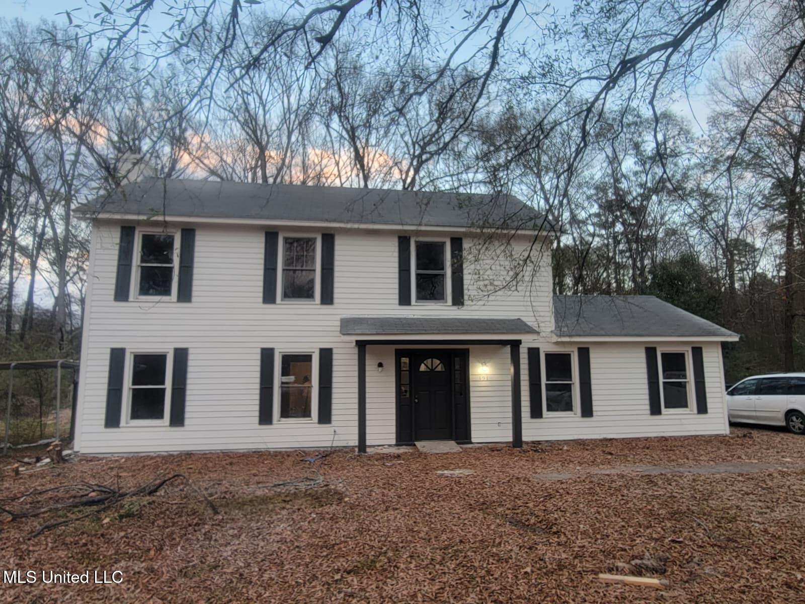 191 Ted Circle — photo