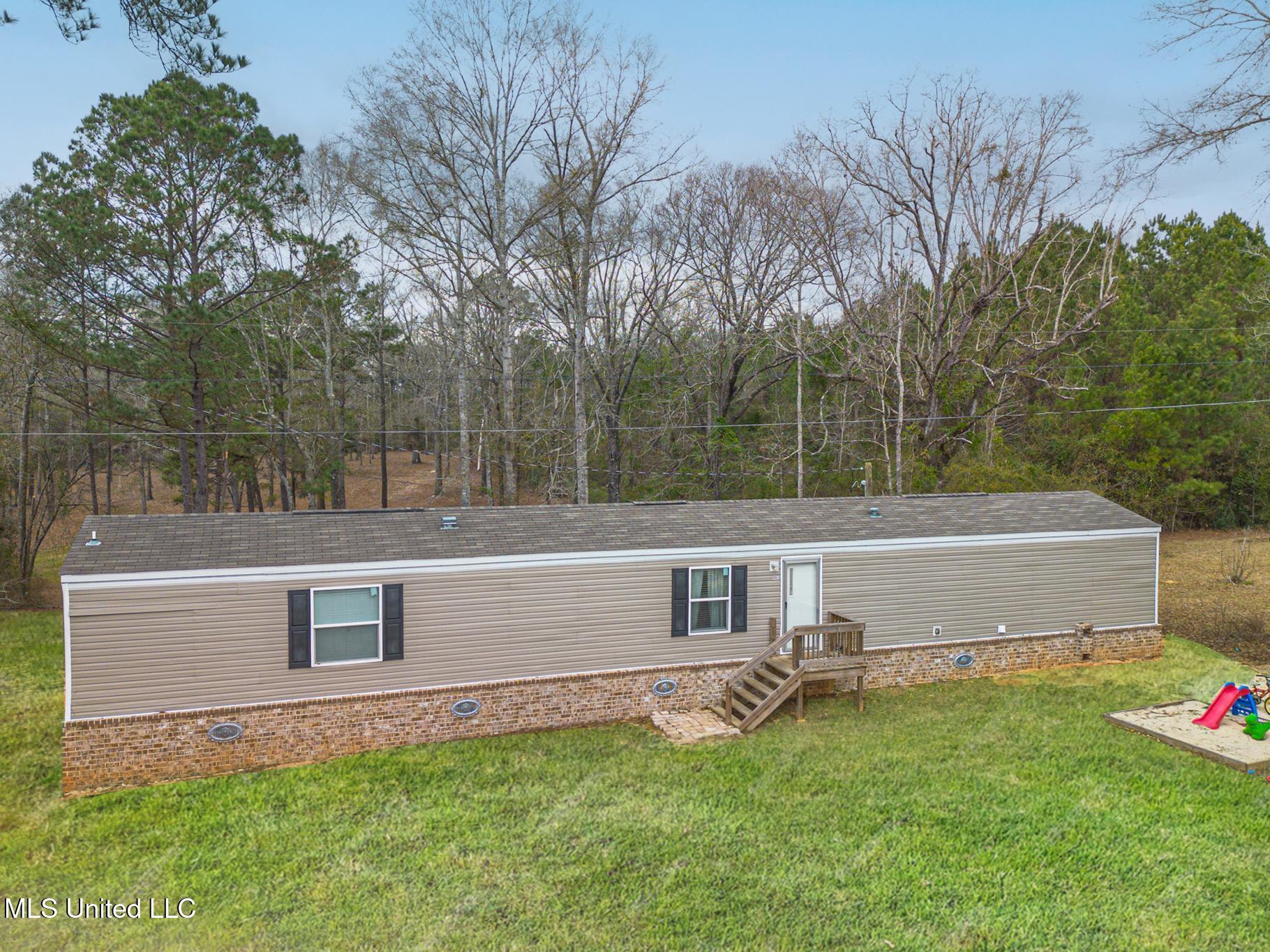 147 Thelma Andrews Road — photo