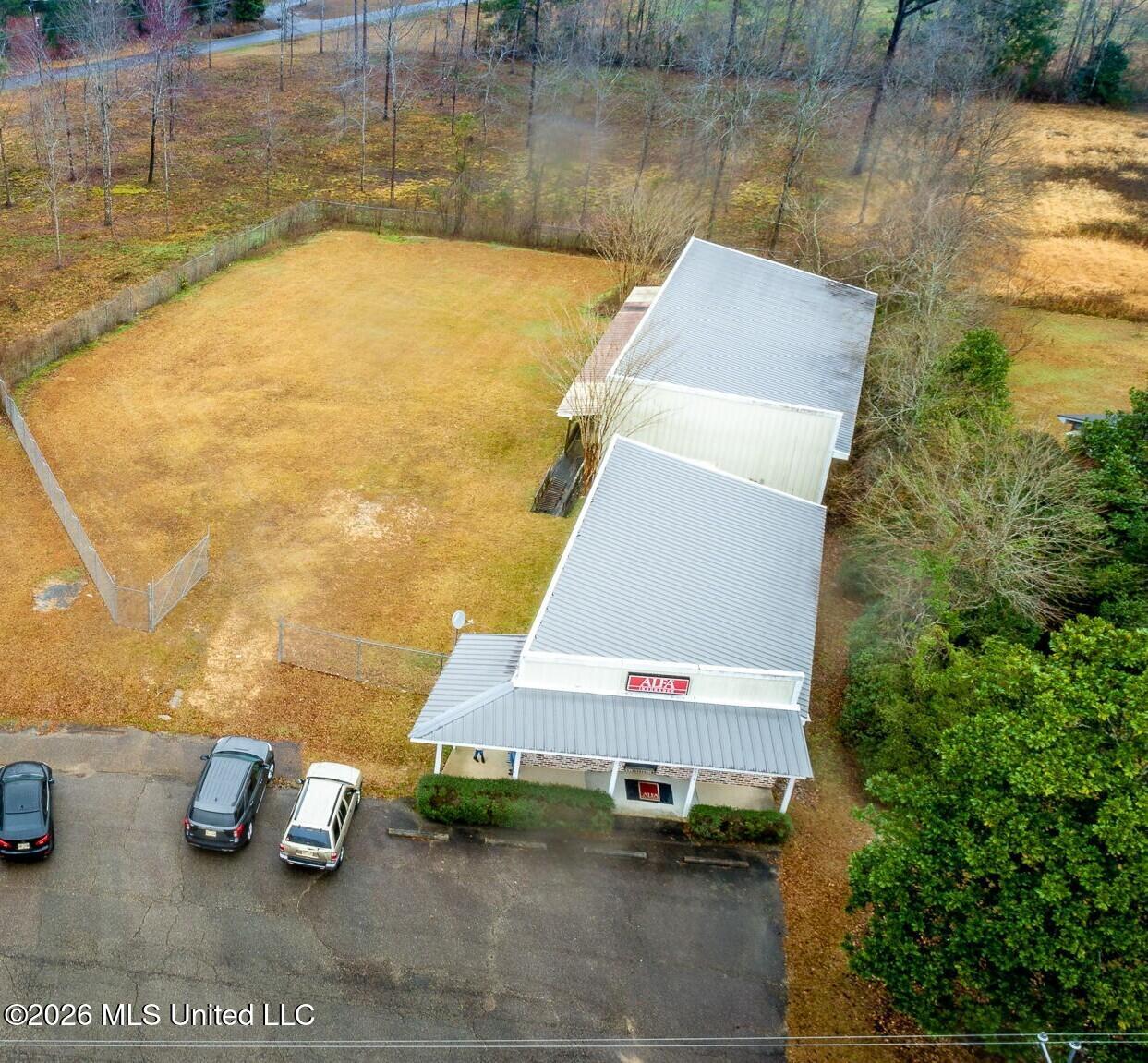 4694 Highway 53 — photo