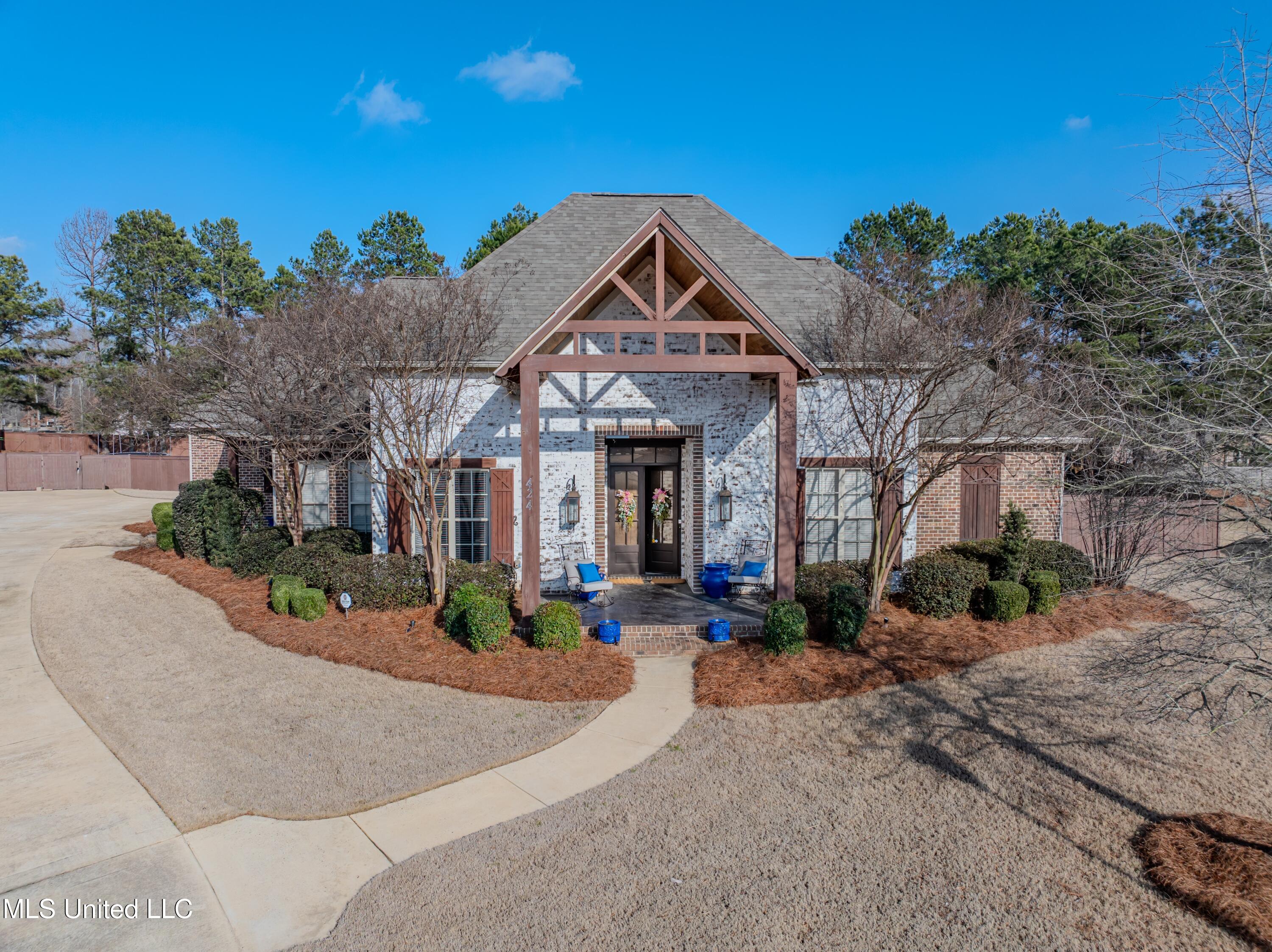 424 Stonewater Cove — photo