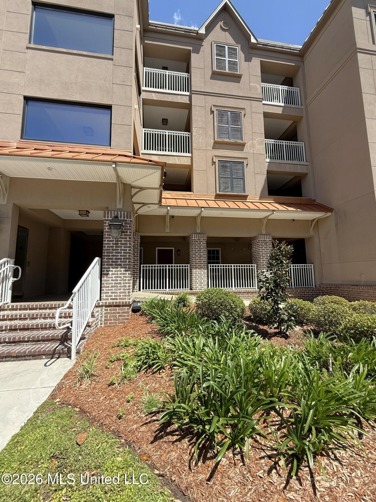 414 Elegans Court — photo