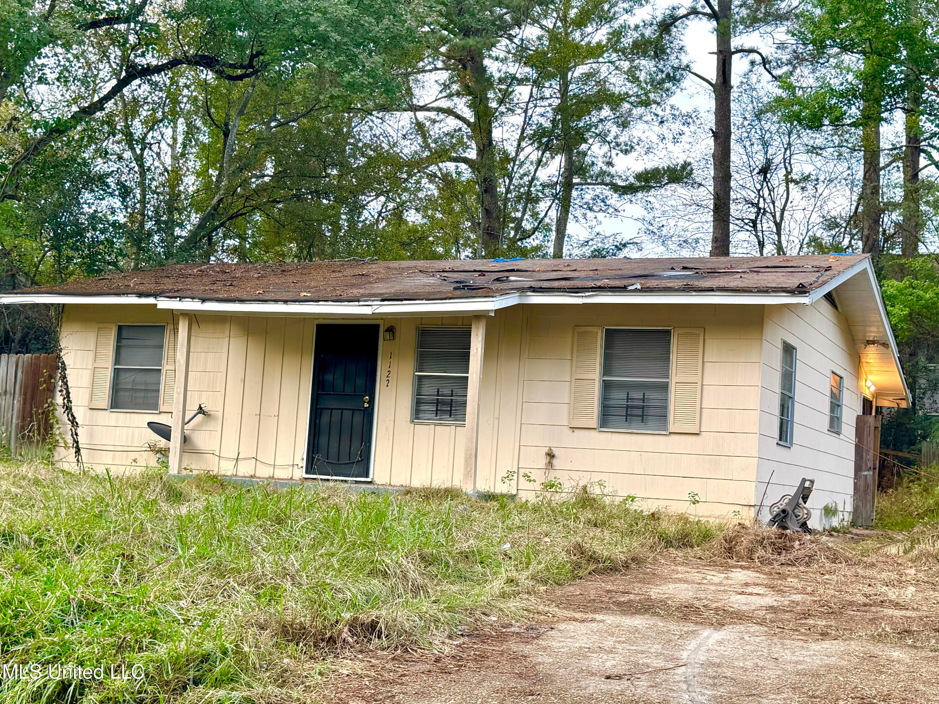 1122 Mcdowell Circle — photo
