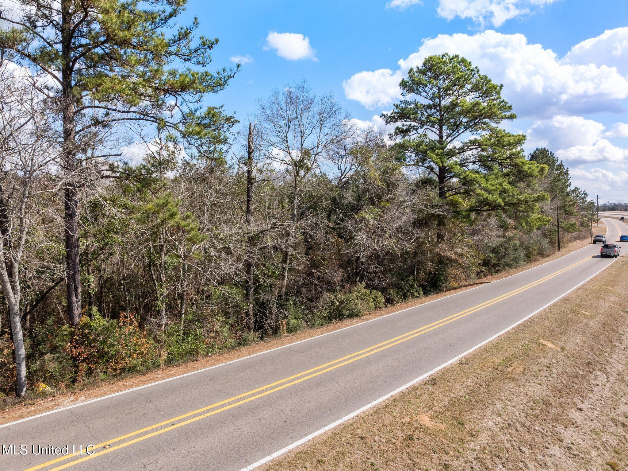 Home in Wiggins, MS 39577 — photo 2