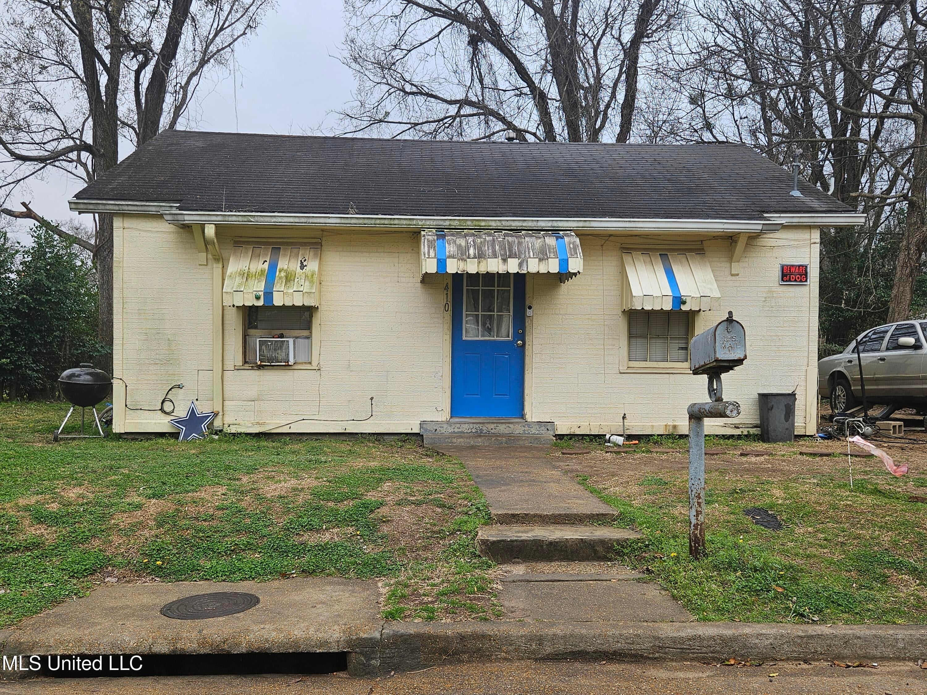 410 W Woodlawn Avenue — photo