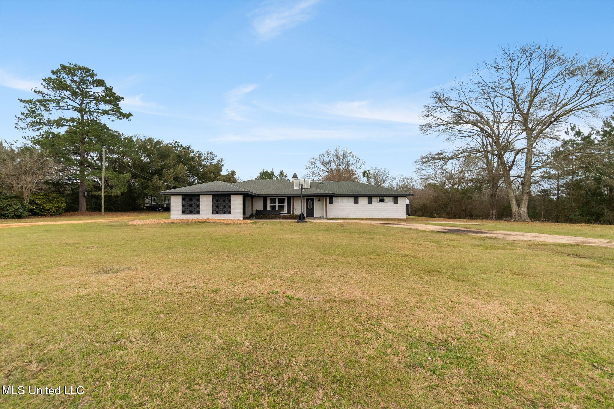 119 Hillsdale Gumpond Road — photo