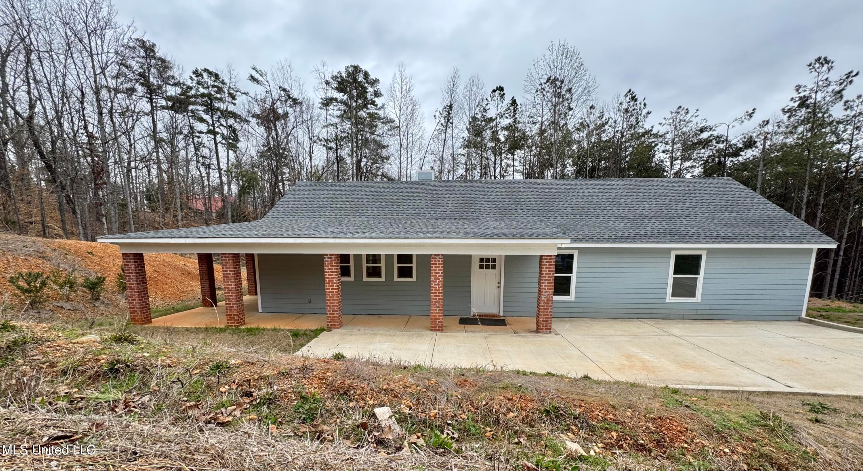 68 River Bend Park Drive — photo