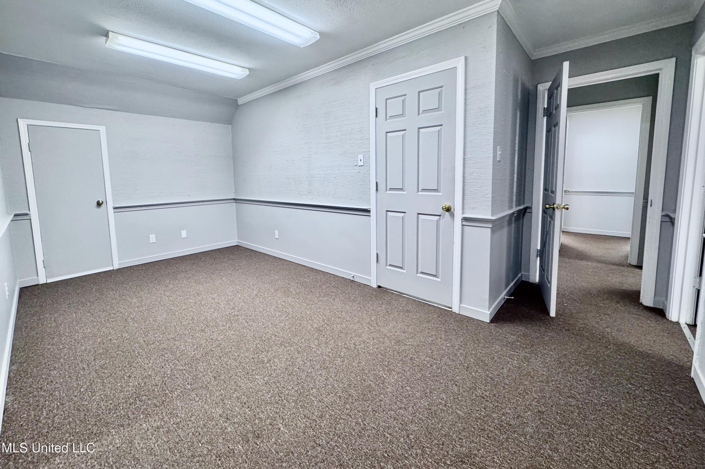 360 Comet Drive #2 E 1 & 2, Jackson, MS 39206 — photo 3