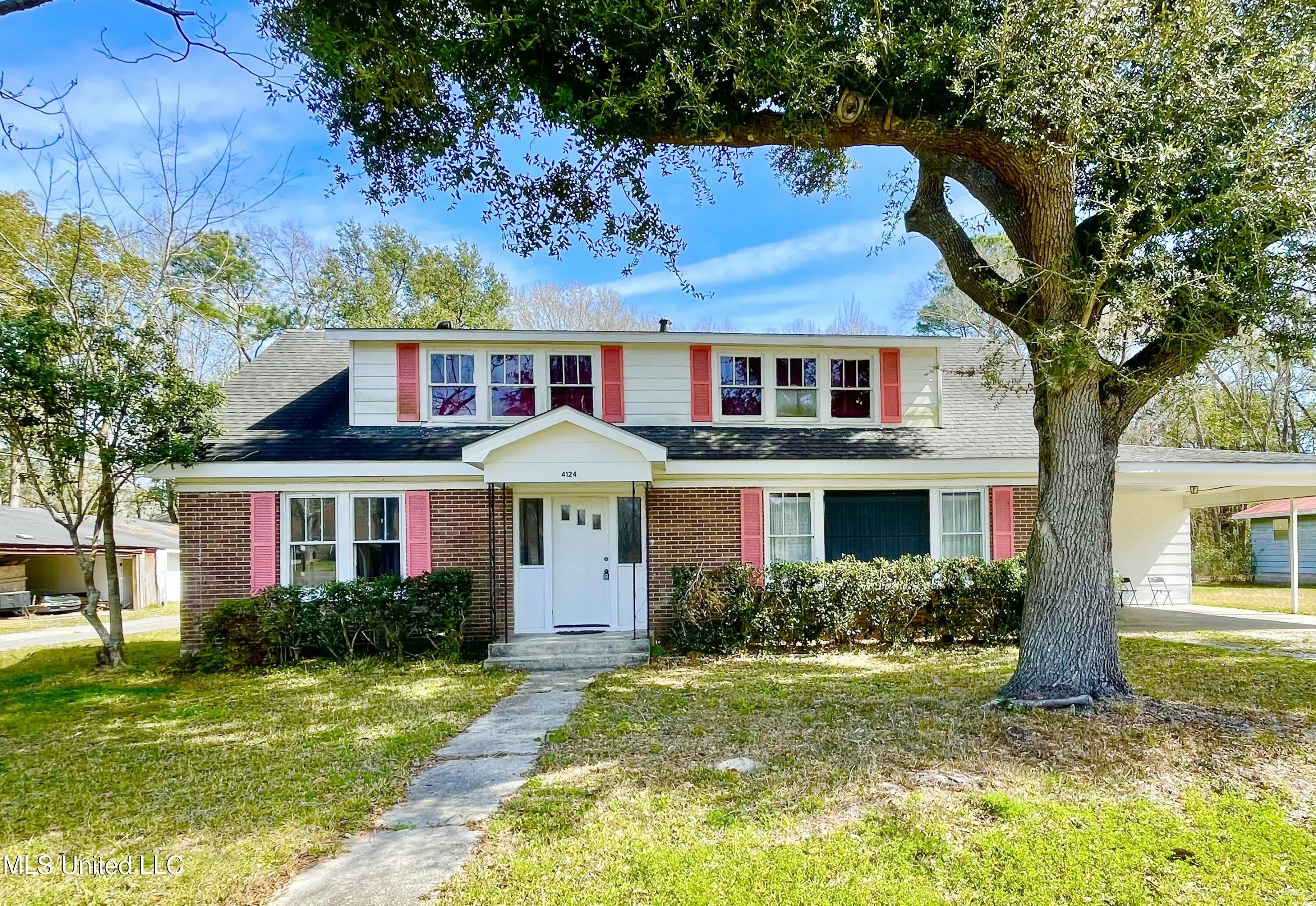 4124 Griffin Street — photo
