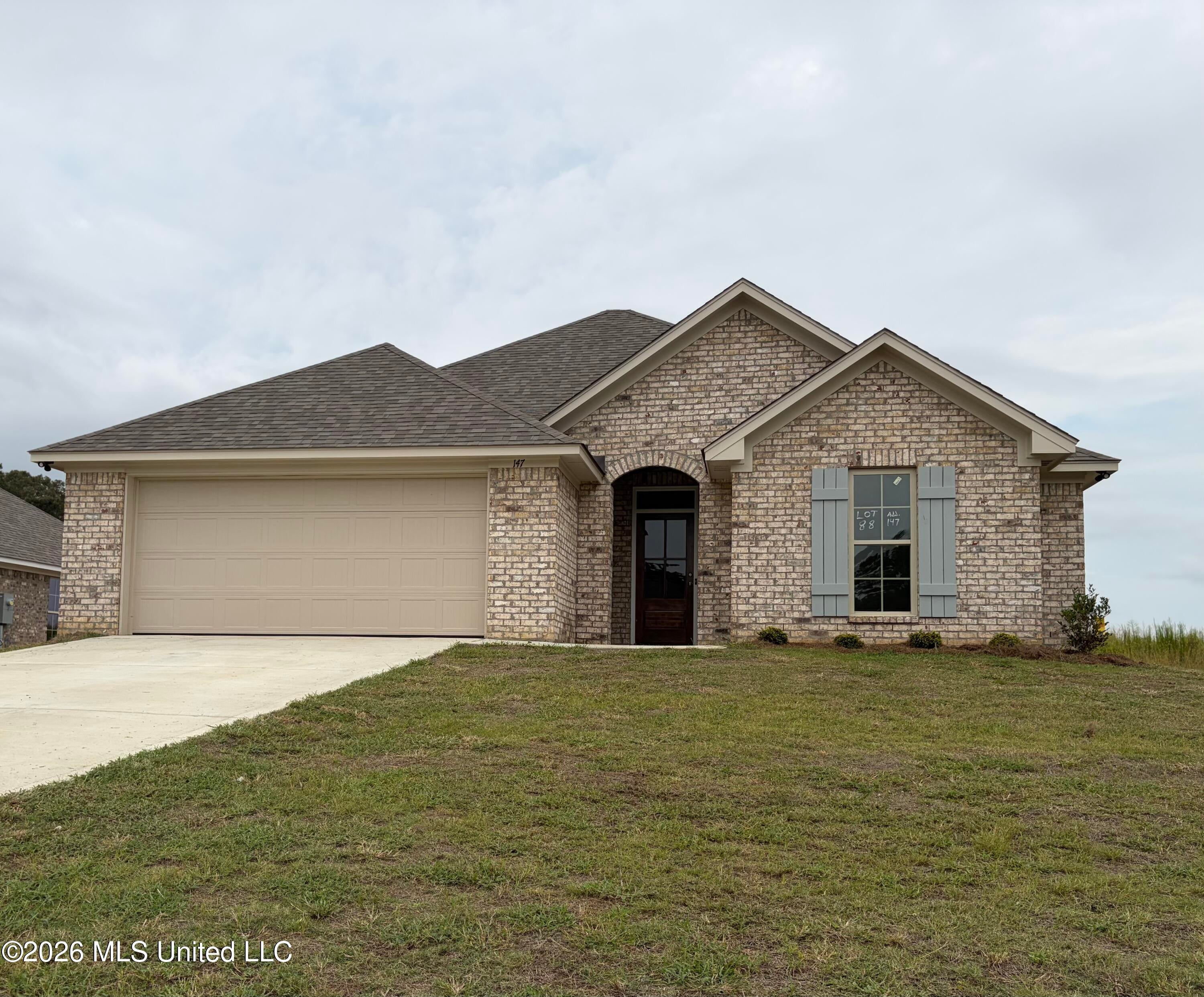 147 Madisonville Drive — photo