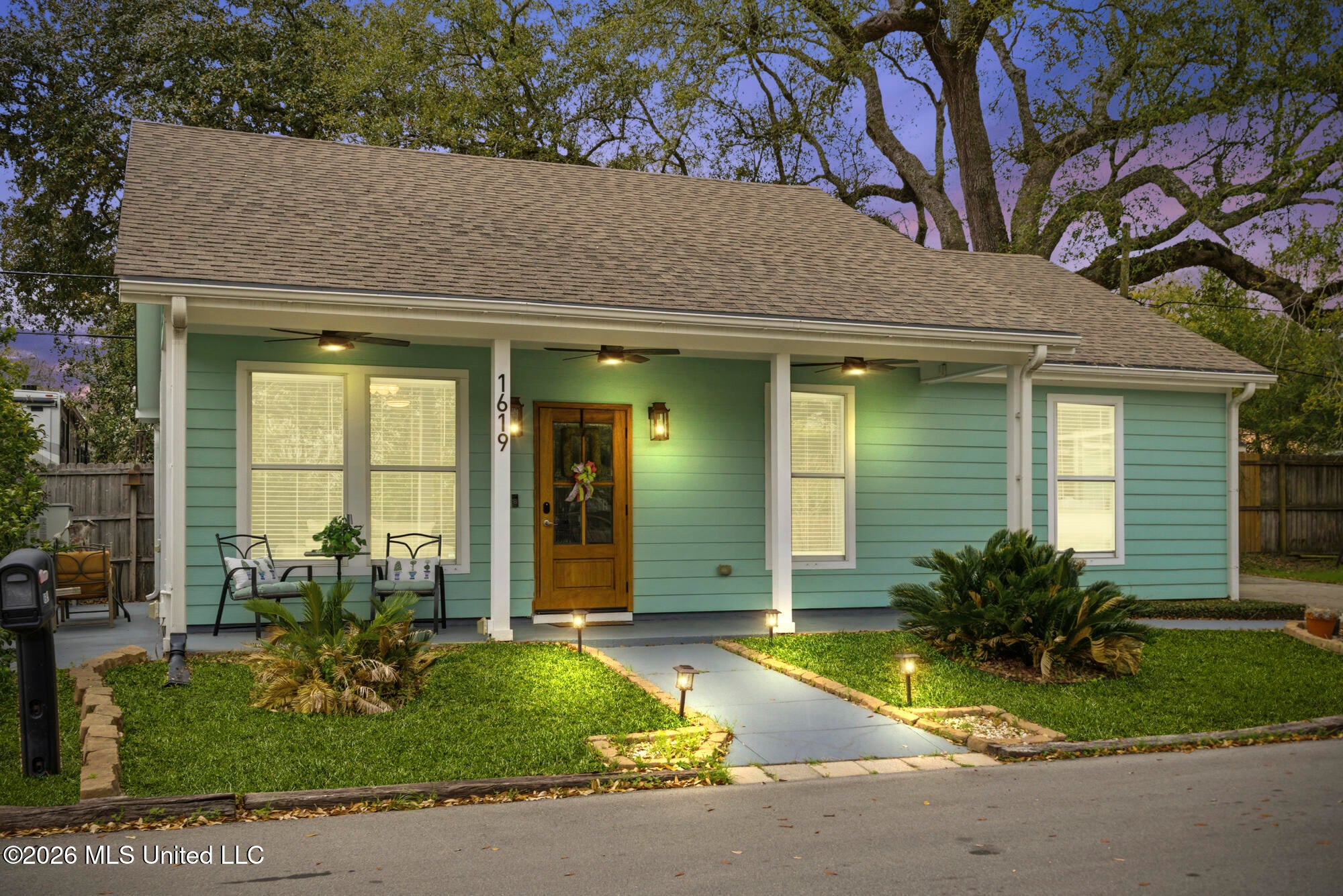 1619 Nichols Court — photo
