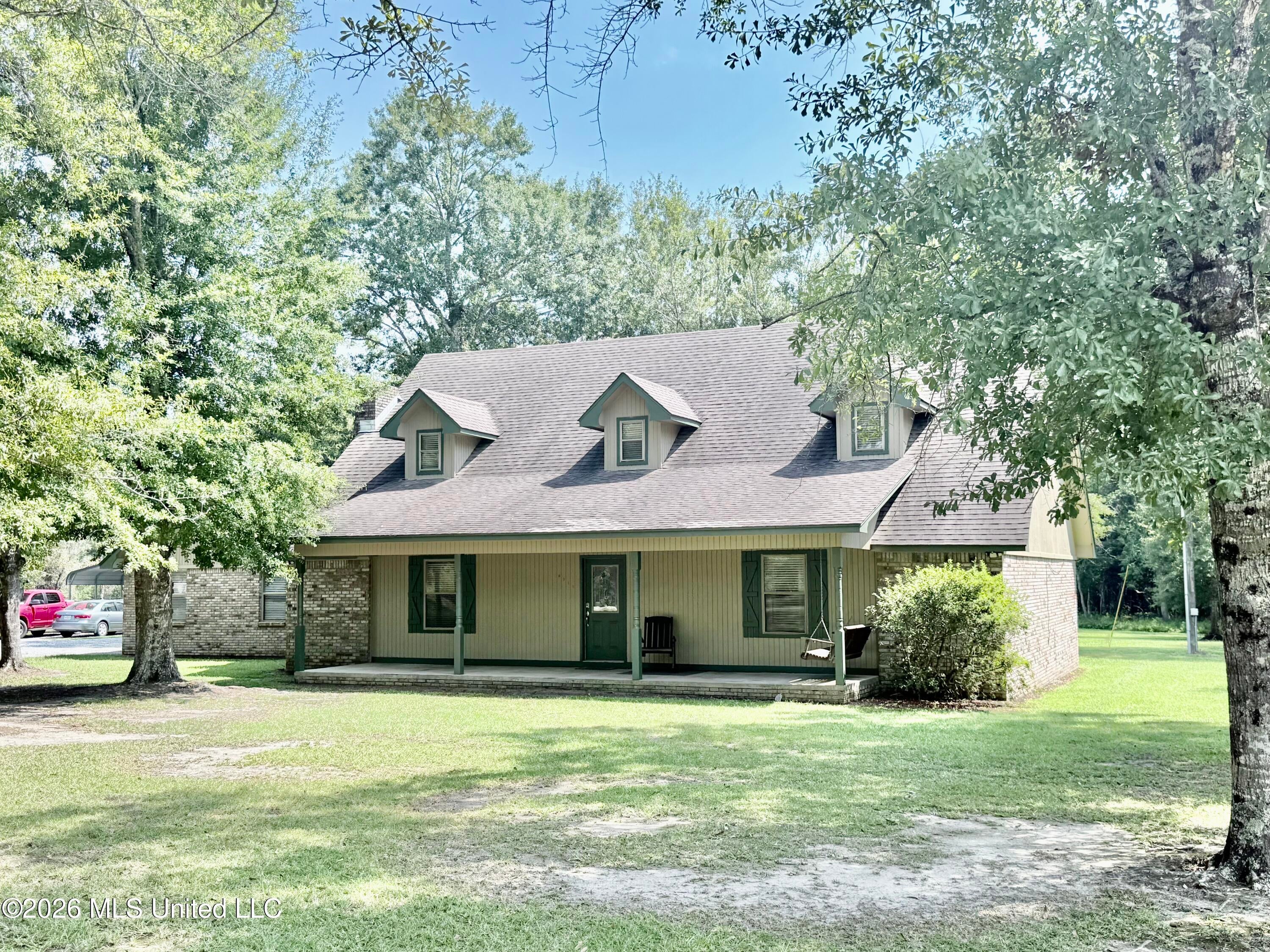 6312 Bond Hill Road — photo