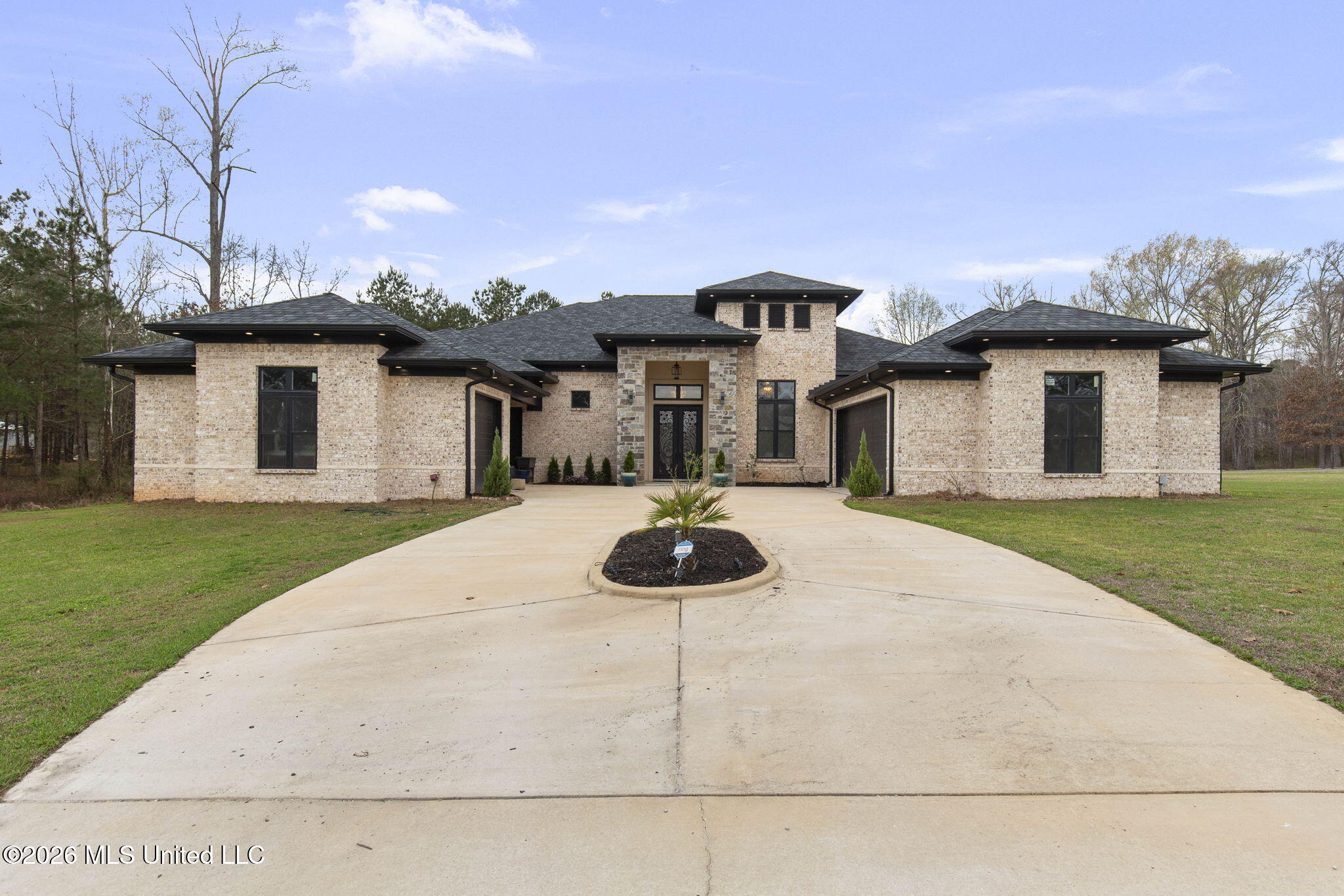 125 Breckenridge Drive — photo