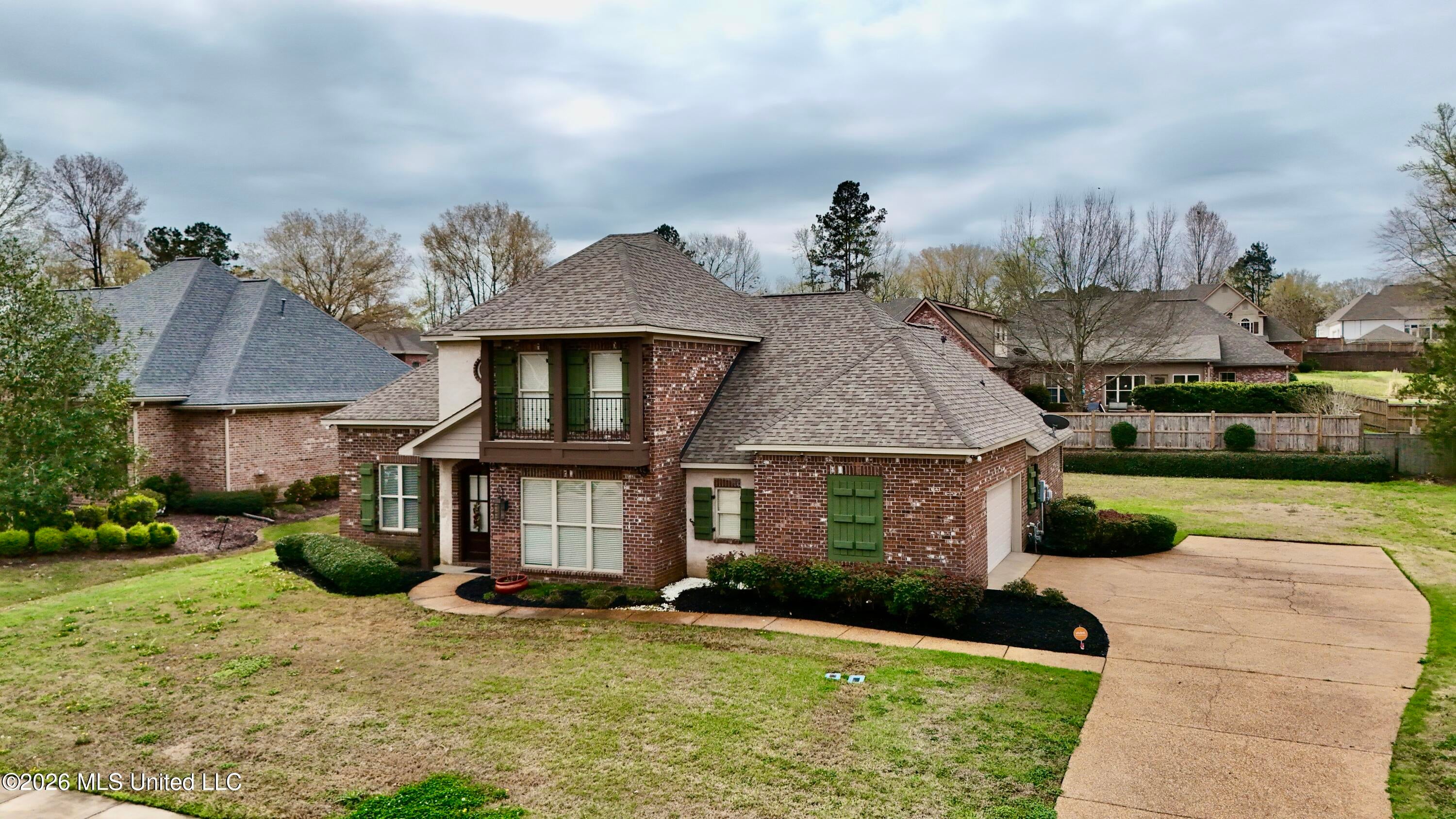 118 Bentwood Drive — photo