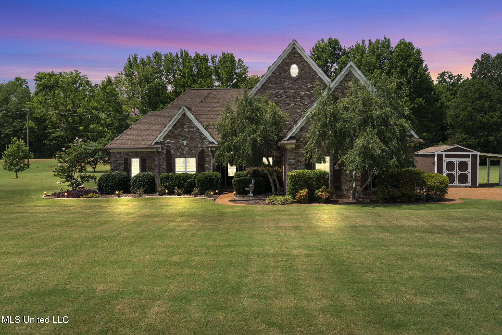 10080 Green Forest Drive — photo