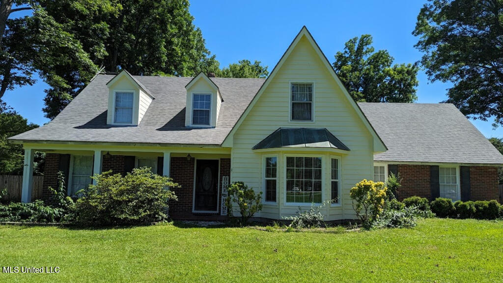 51 W Lake Lee Road — photo