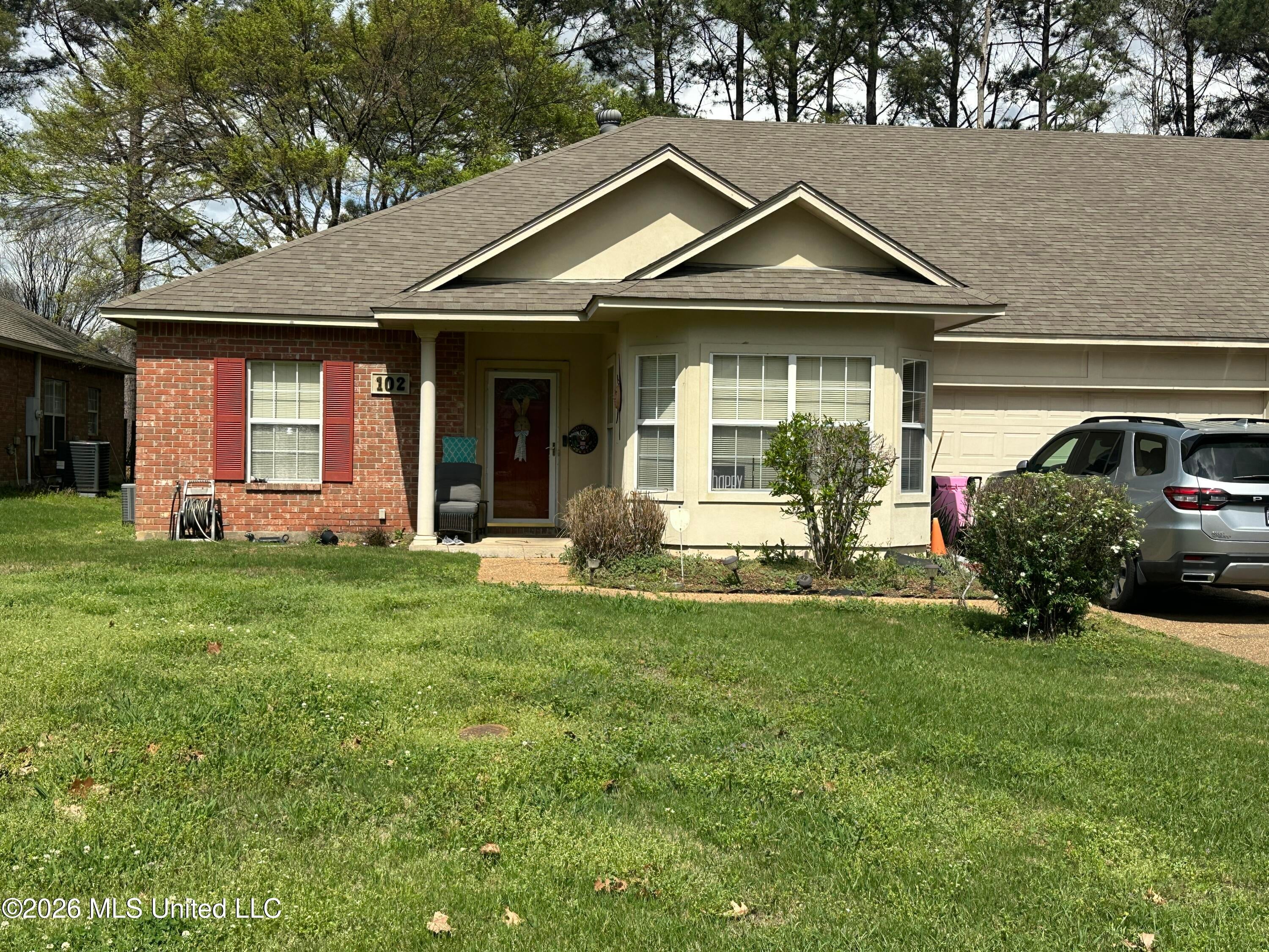 102 Carter Cove — photo