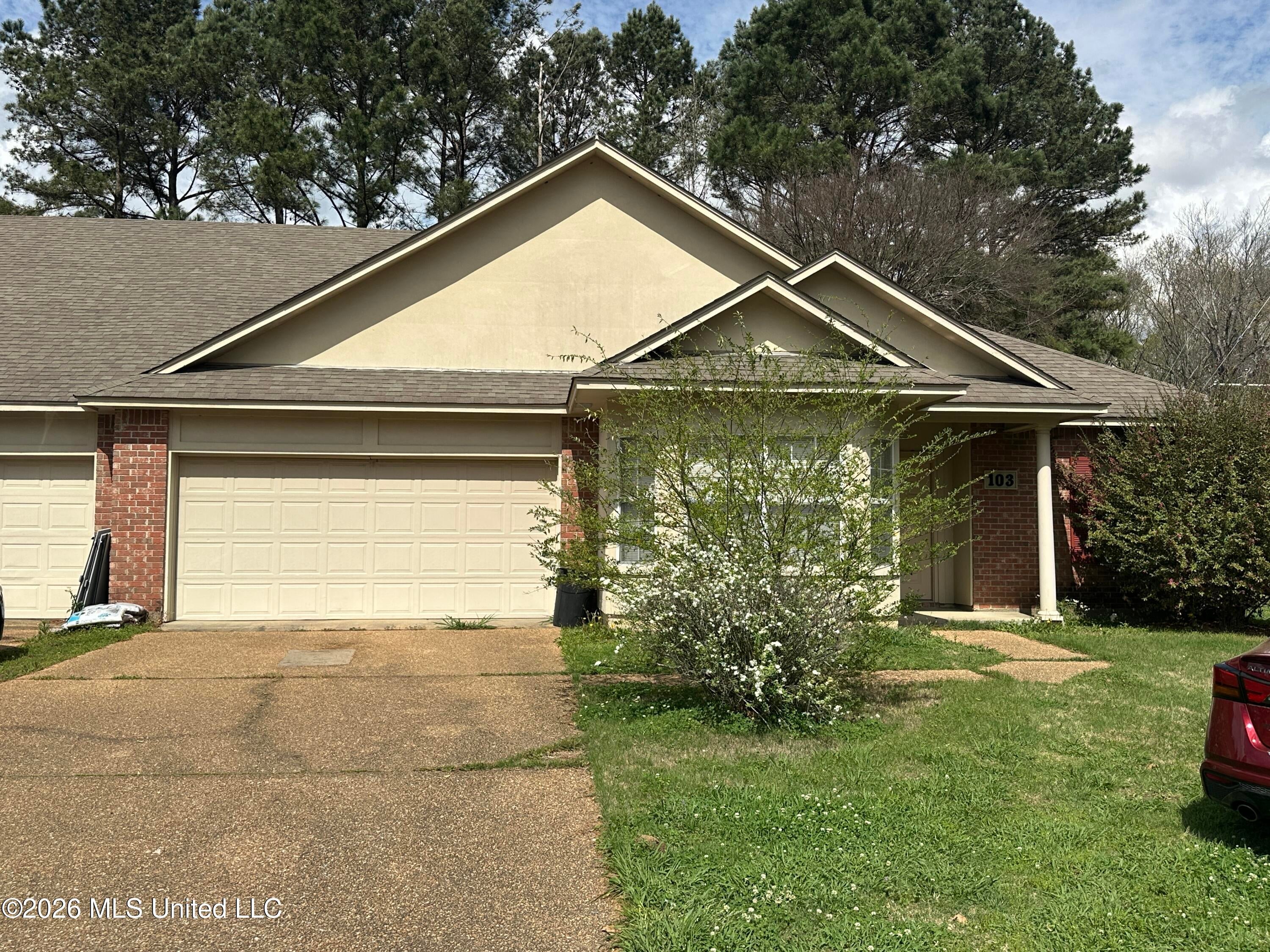 103 Carter Cove — photo