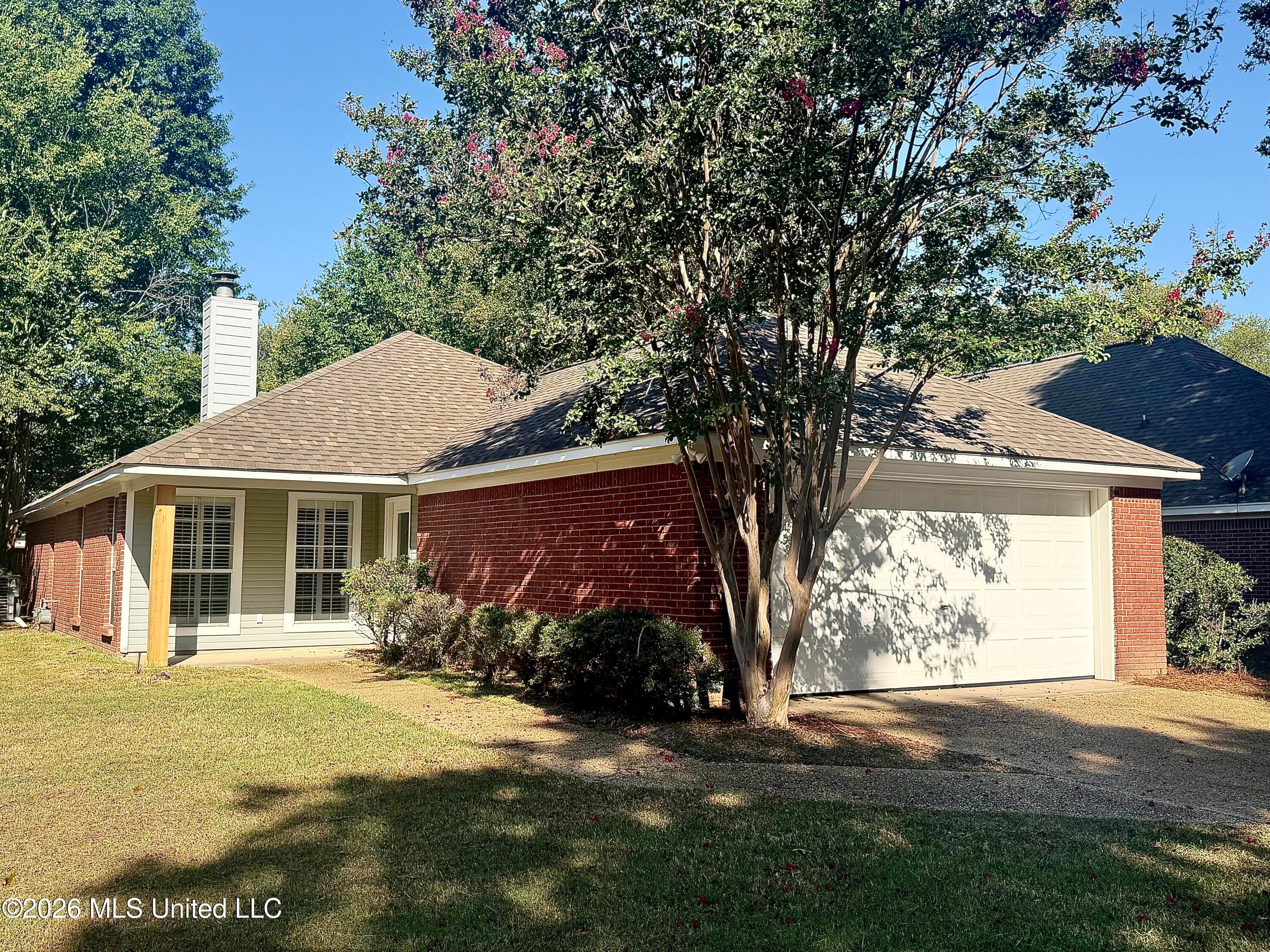 490 Brookstone Drive — photo