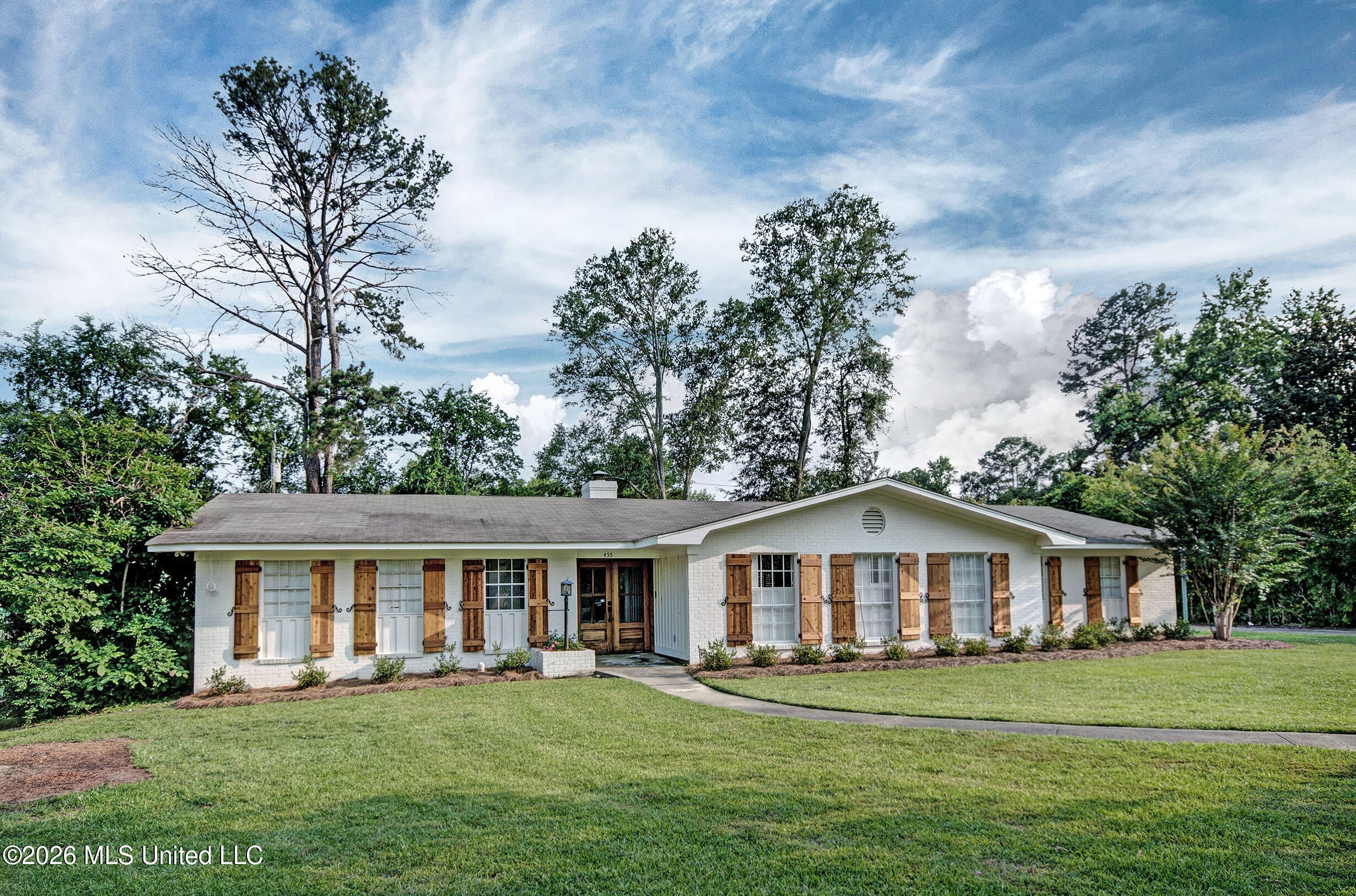 455 Armour Drive — photo