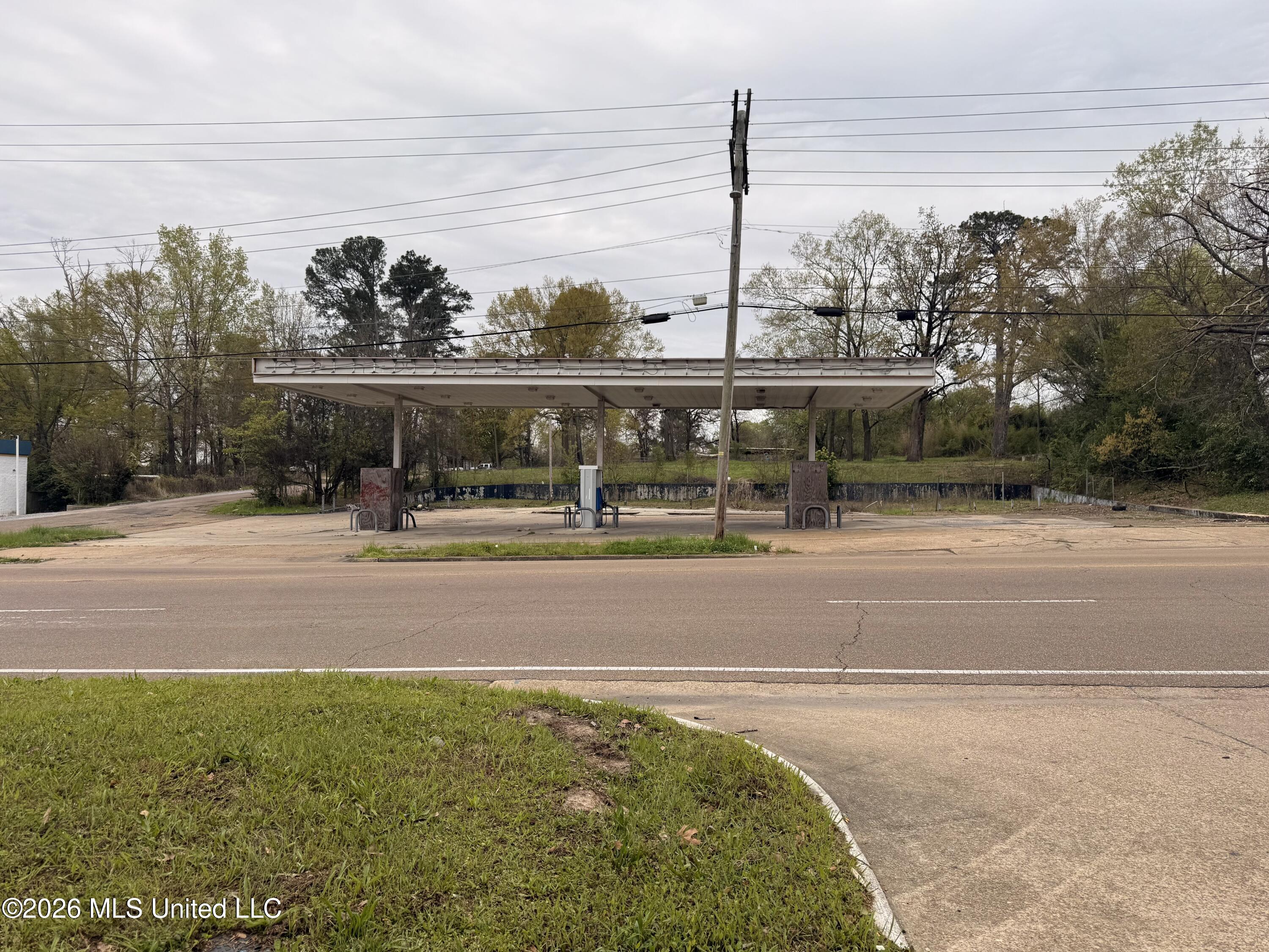 375 E Mcdowell Road — photo
