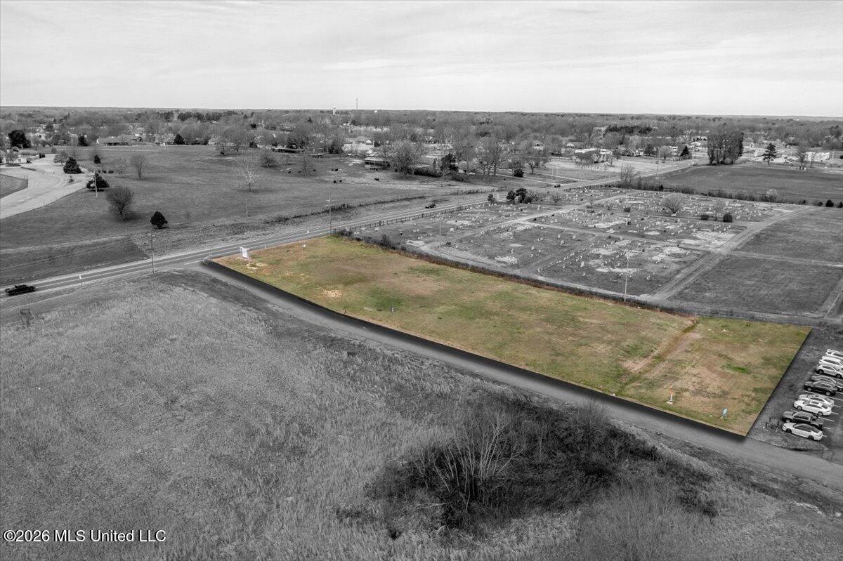 2776 Highway 51 — photo