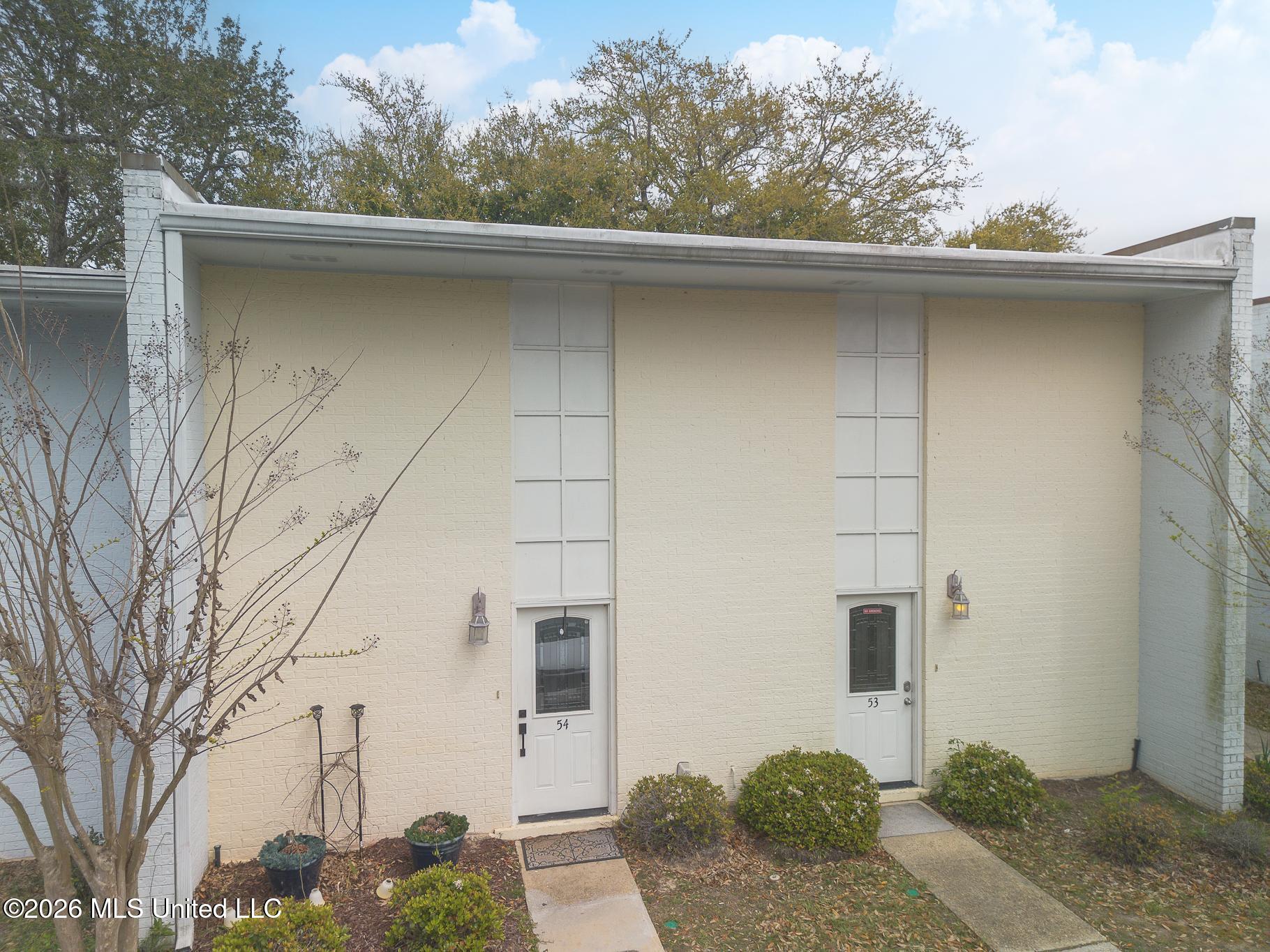 3230 Cumberland Road — photo