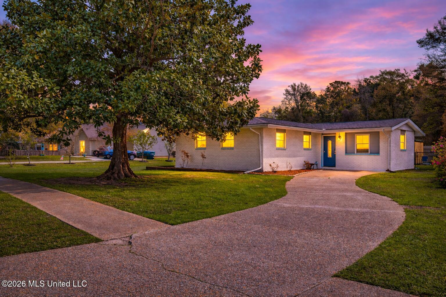 2304 Gulf Avenue — photo