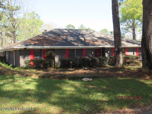 718 Woodhill Road — photo