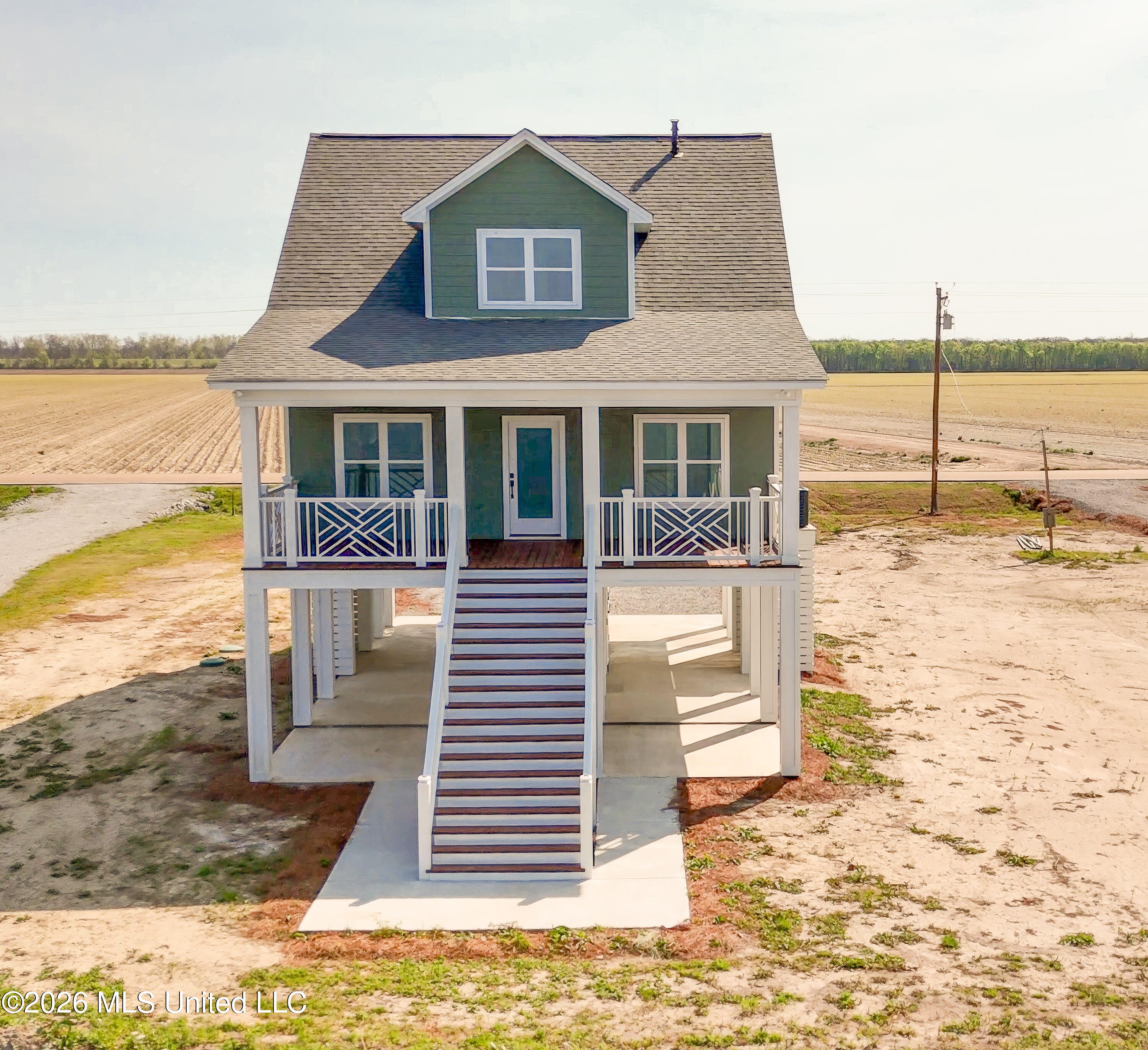 2410 Eagle Lake Shore Road — photo