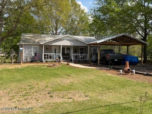 561 Lowe Circle — photo