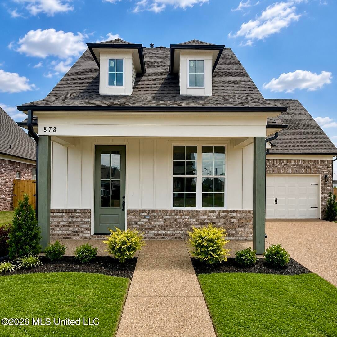 878 Coahoma Court — photo