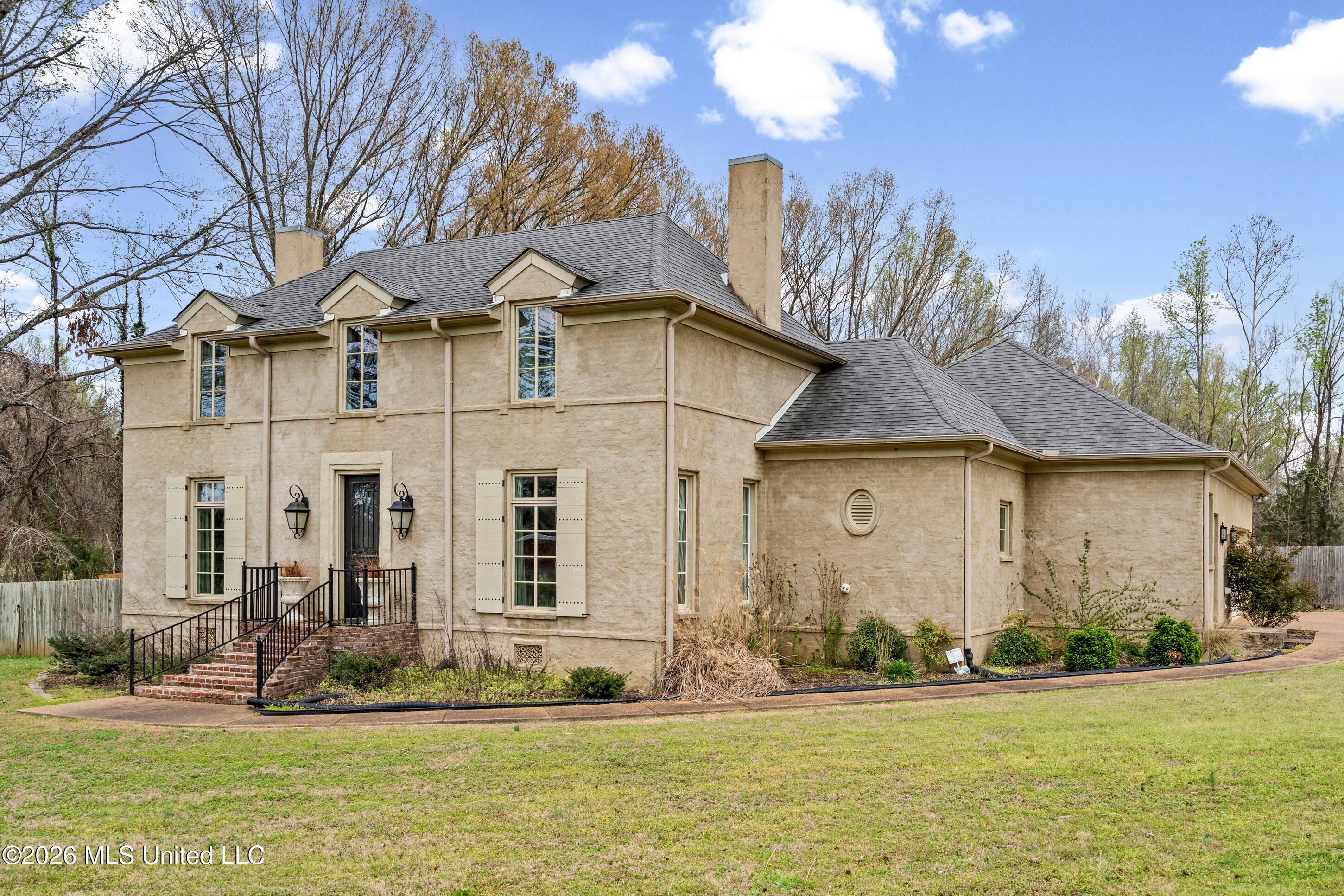 5078 Dixie Creek Drive — photo