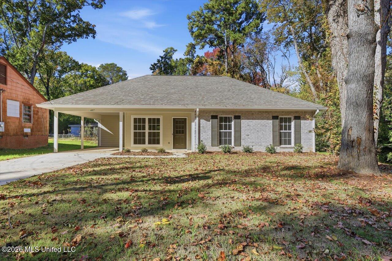 407 E Hillsdale Drive — photo
