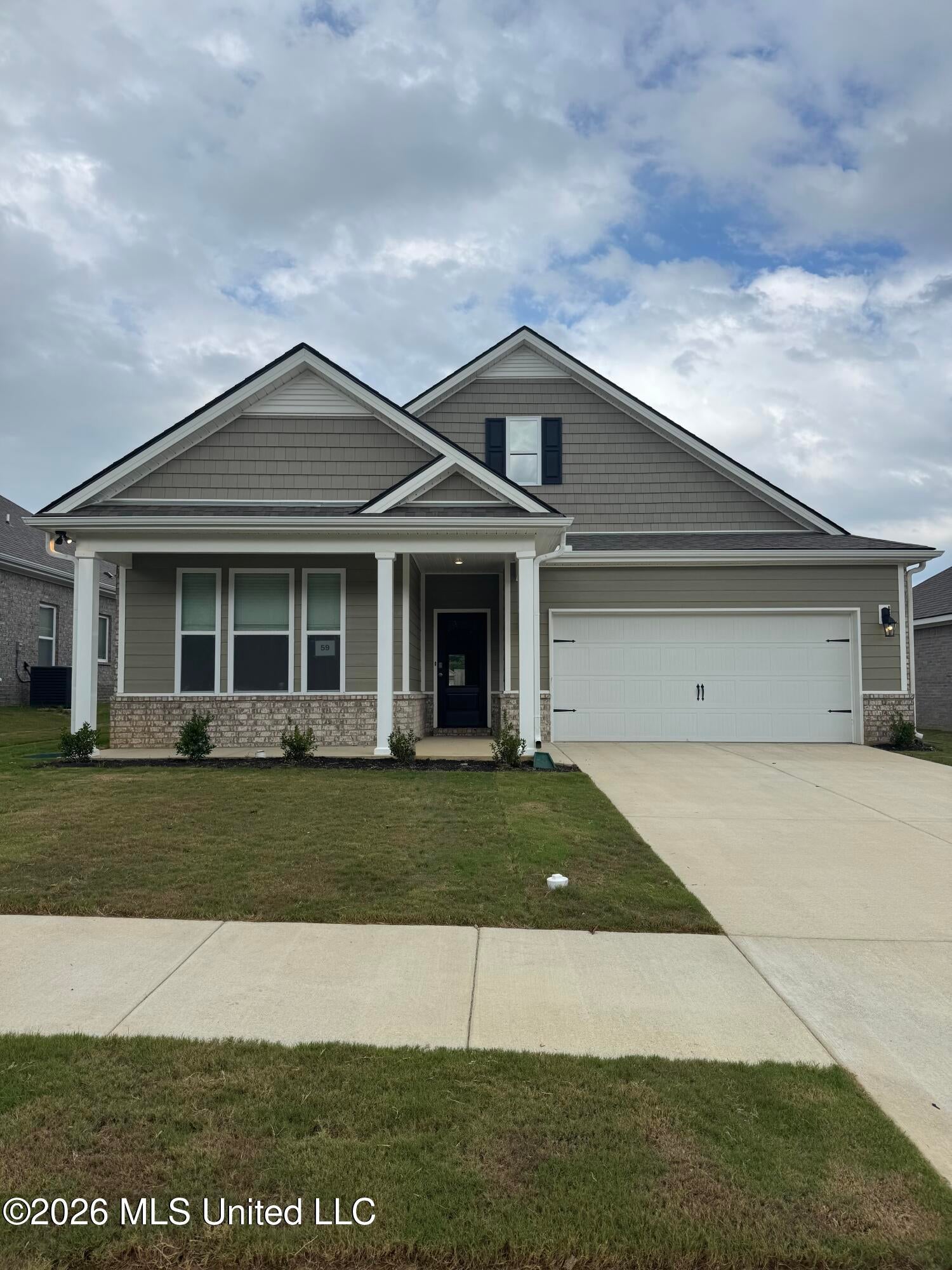 32 Spirit Dance Drive — photo
