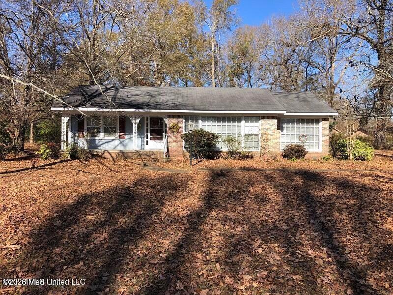 9351 Castalian Springs Boulevard — photo